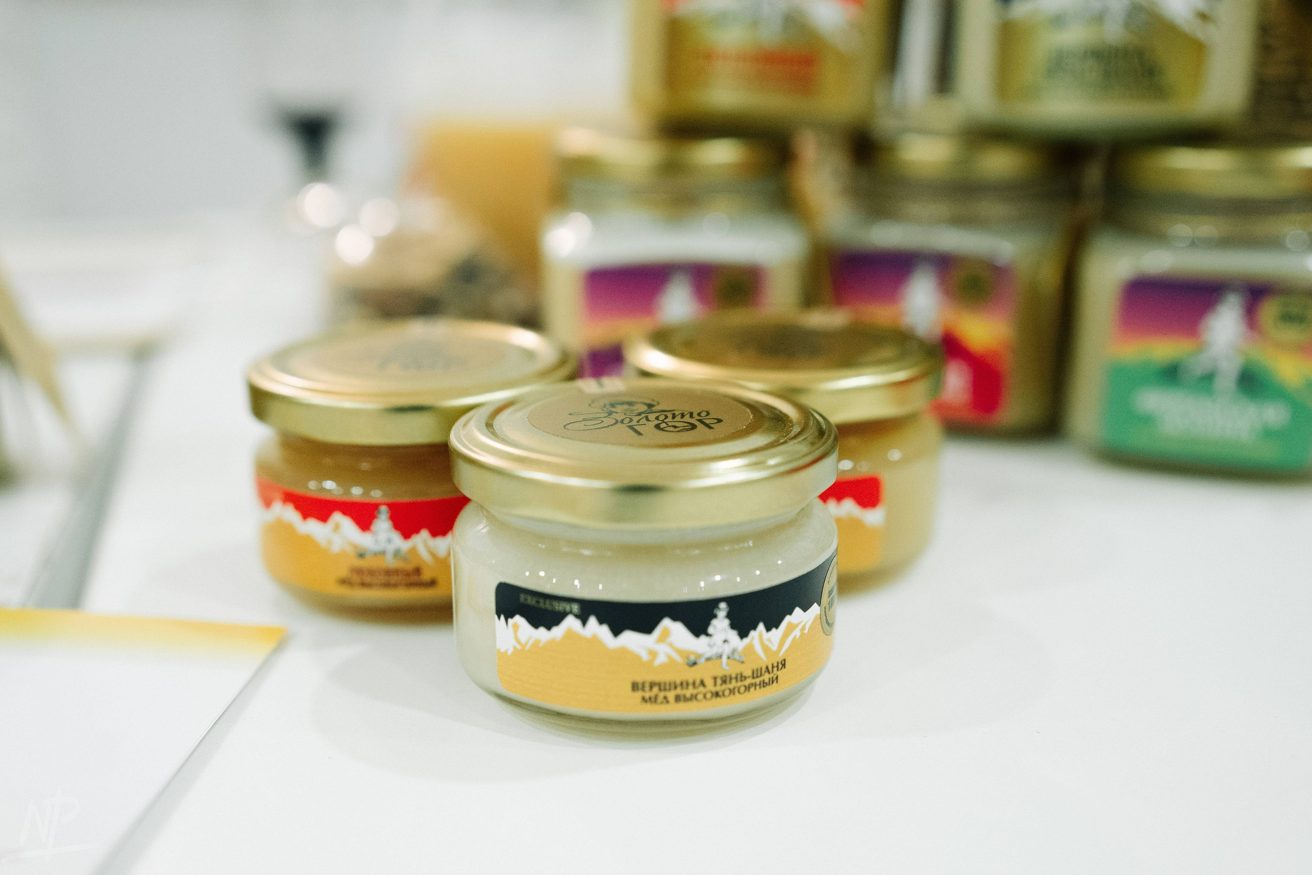 Fashion Meeting NFT party. Nikishin.media — Я с моей командой превращаю моменты в искусство!