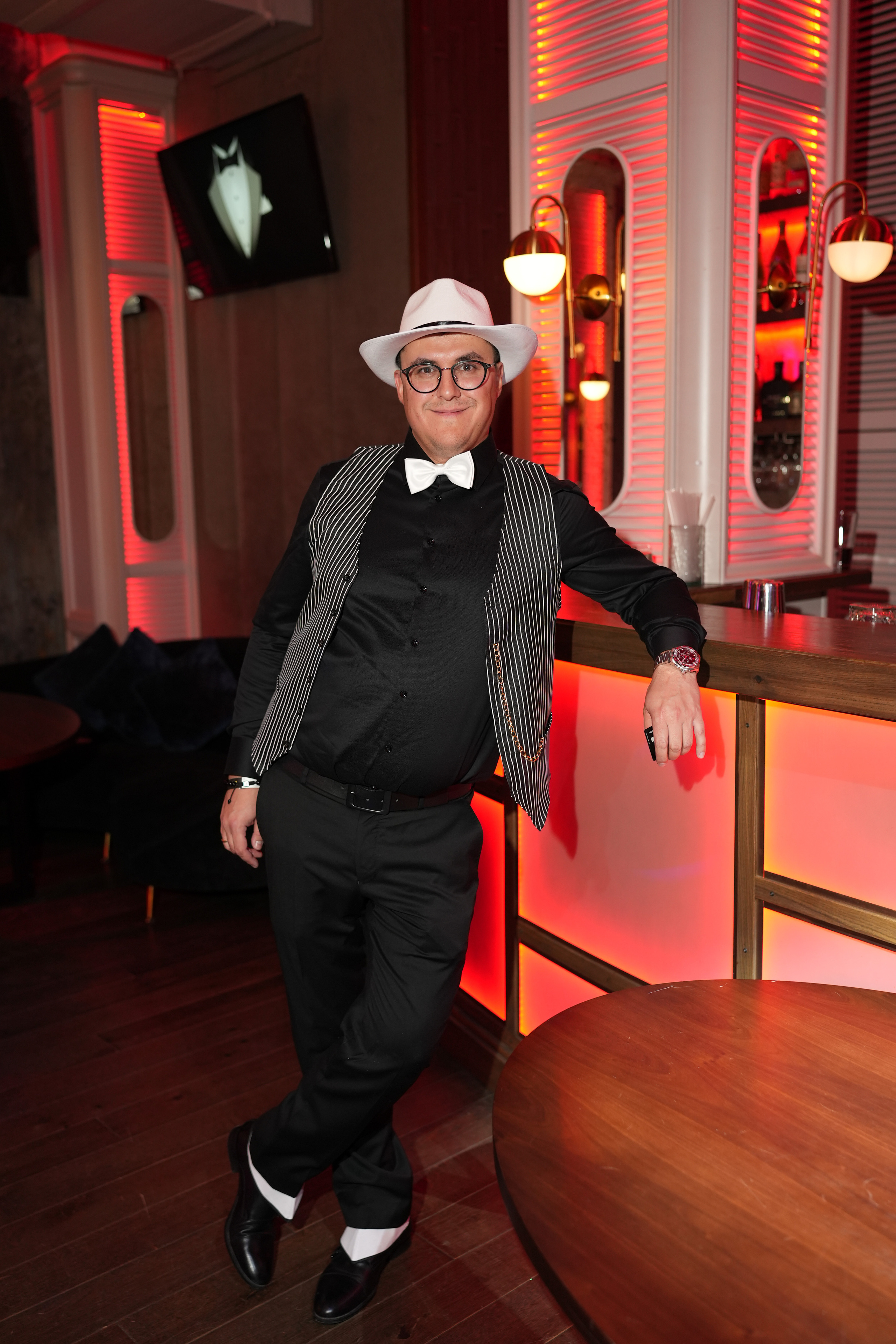 Клуб — Just Business — Премия. Nikishin.media — Я с моей командой превращаю моменты в искусство!