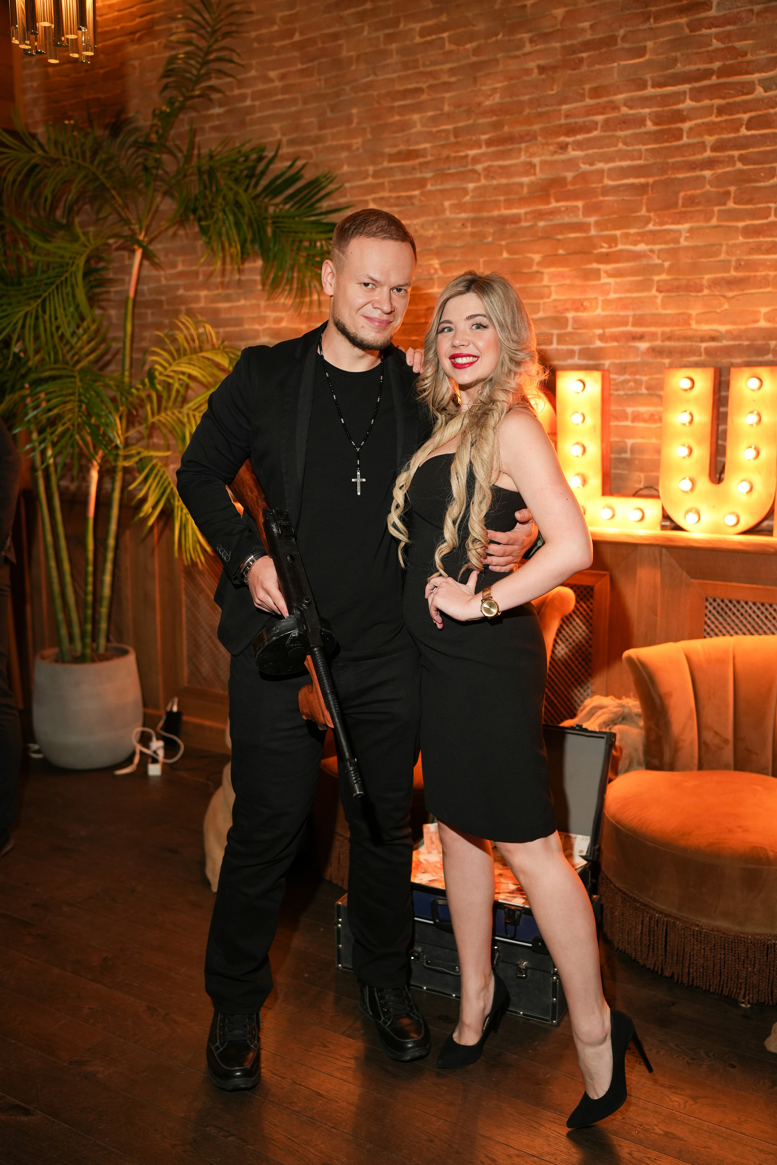 Клуб — Just Business — Премия. Nikishin.media — Я с моей командой превращаю моменты в искусство!