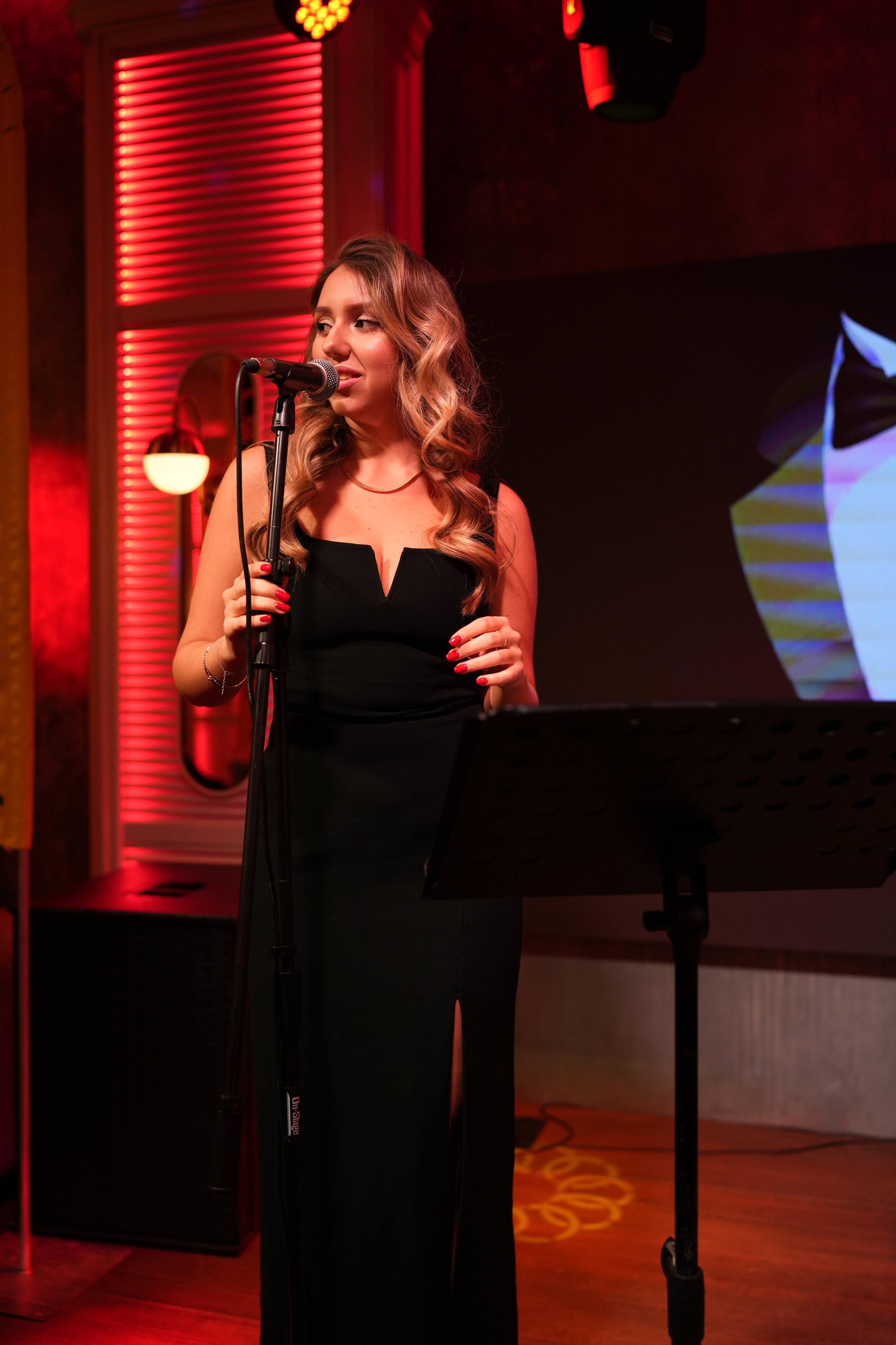 Клуб — Just Business — Премия. Nikishin.media — Я с моей командой превращаю моменты в искусство!