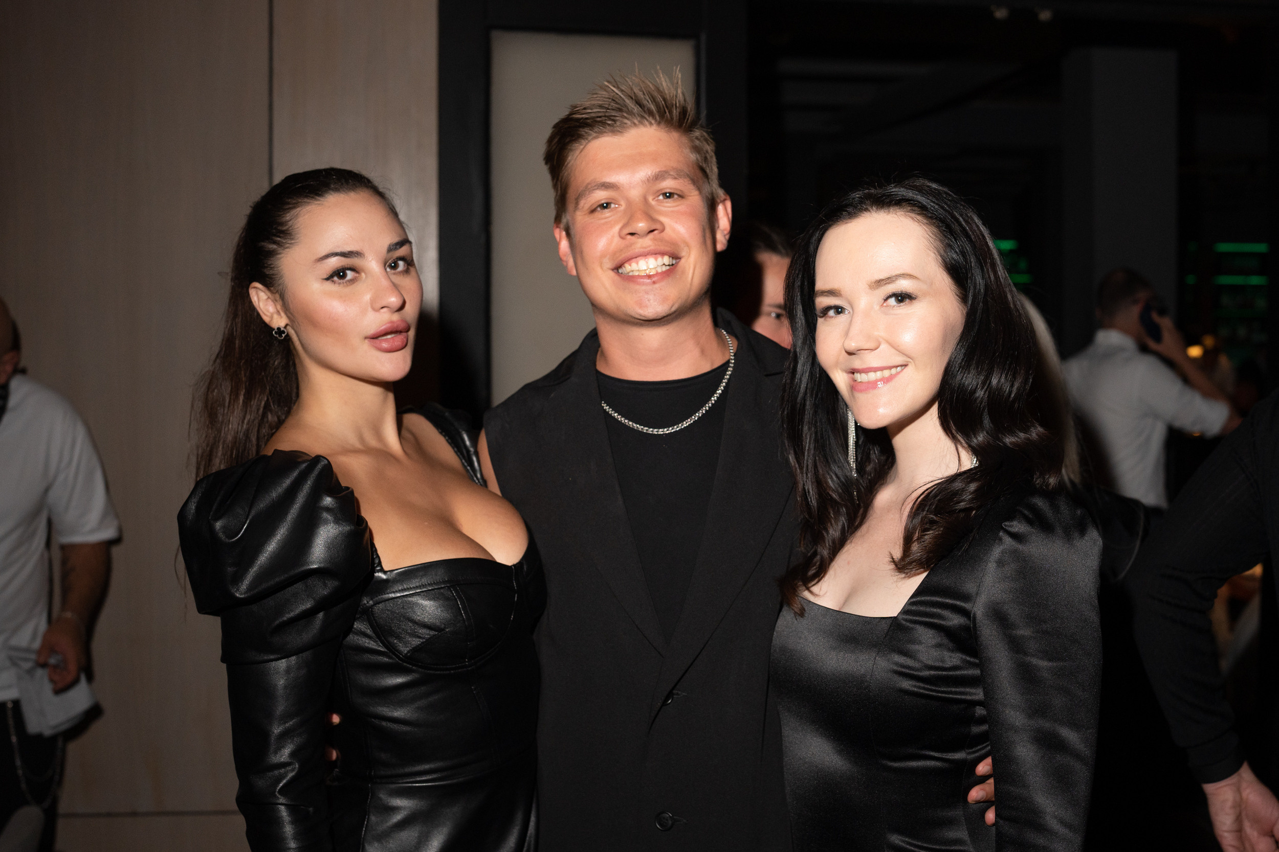 Клуб — SayYes — Blockchain Night Network | Cryptobaron. Nikishin.media — Я с моей командой превращаю моменты в искусство!