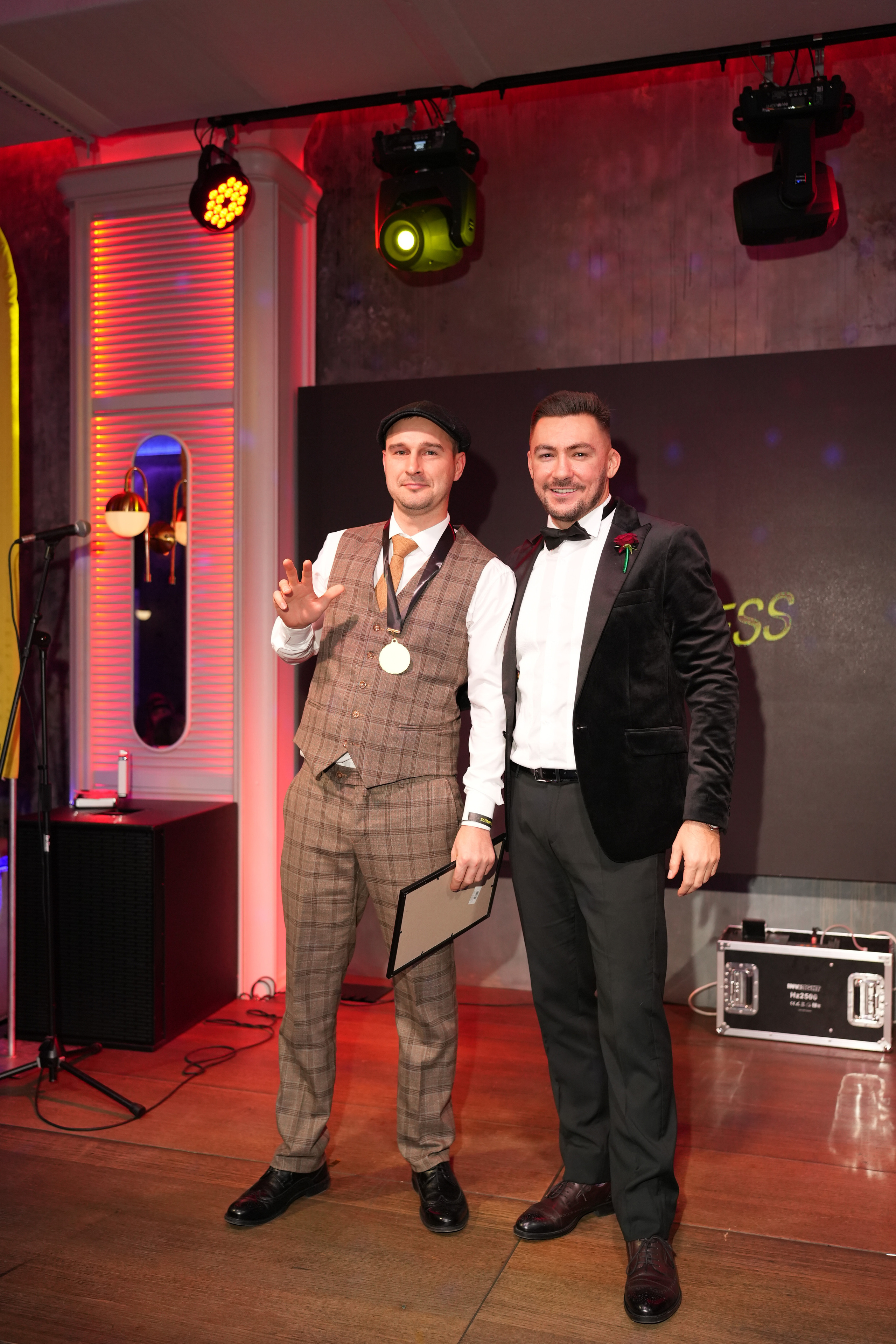 Клуб — Just Business — Премия. Nikishin.media — Я с моей командой превращаю моменты в искусство!