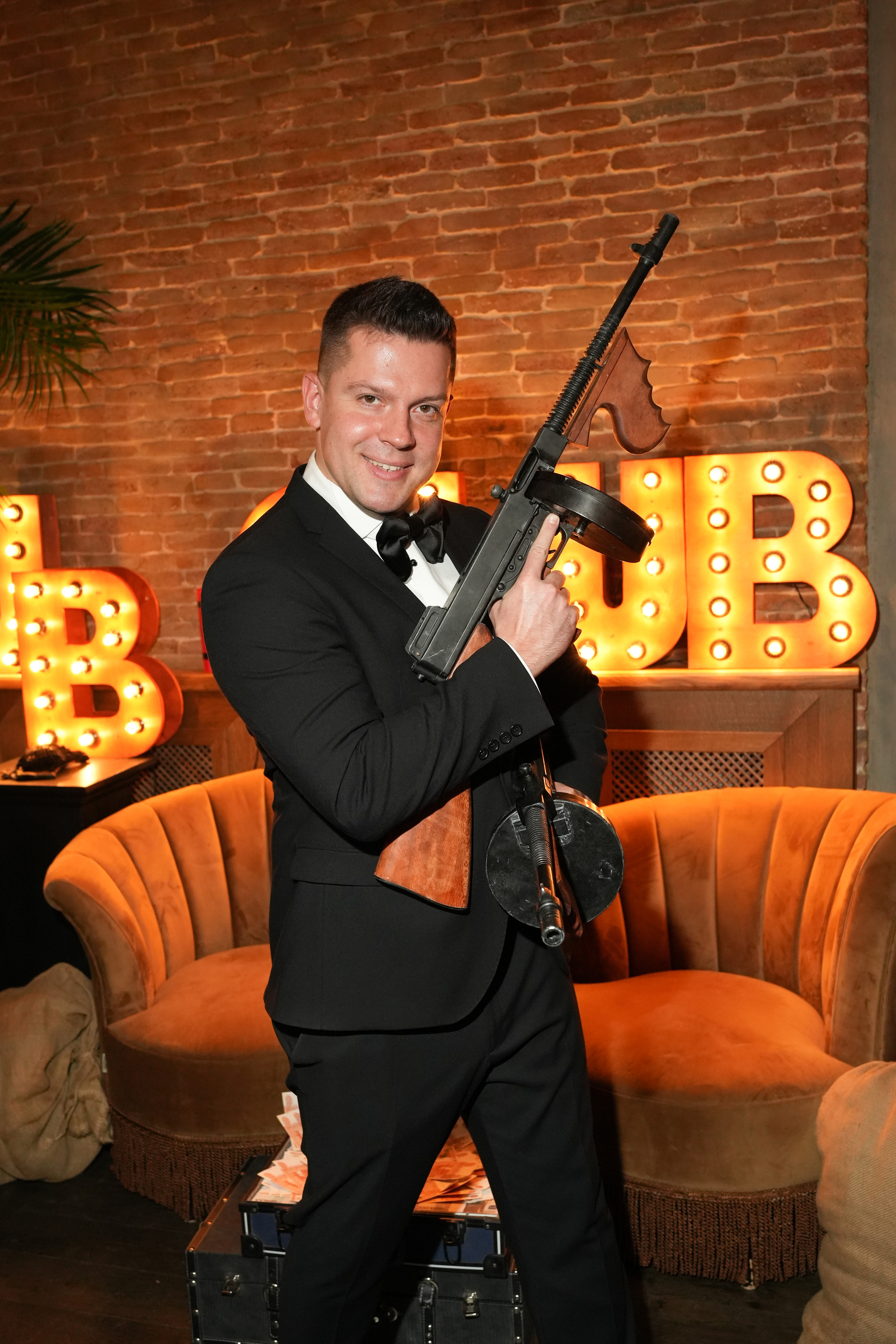 Клуб — Just Business — Премия. Nikishin.media — Я с моей командой превращаю моменты в искусство!