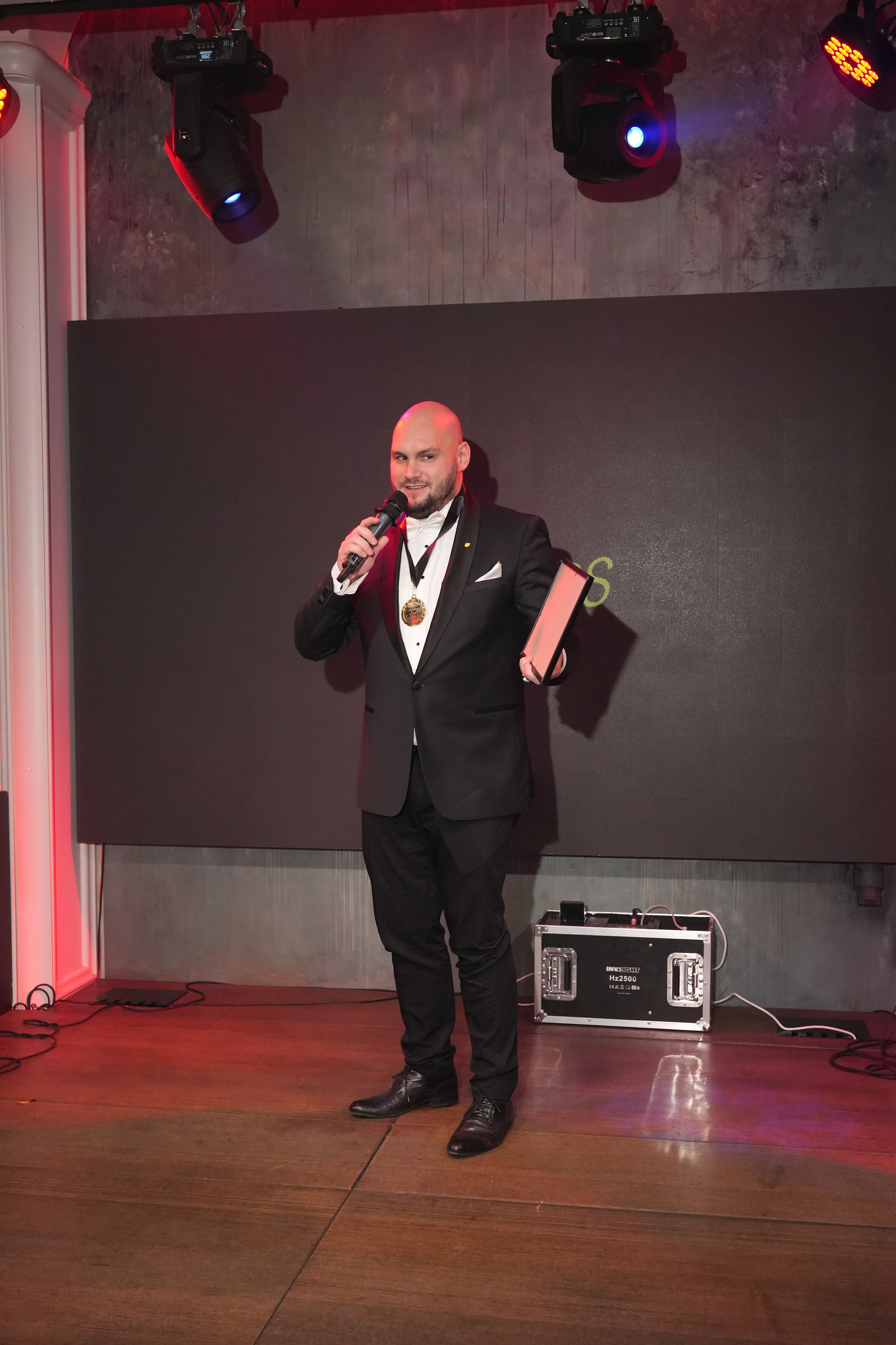 Клуб — Just Business — Премия. Nikishin.media — Я с моей командой превращаю моменты в искусство!