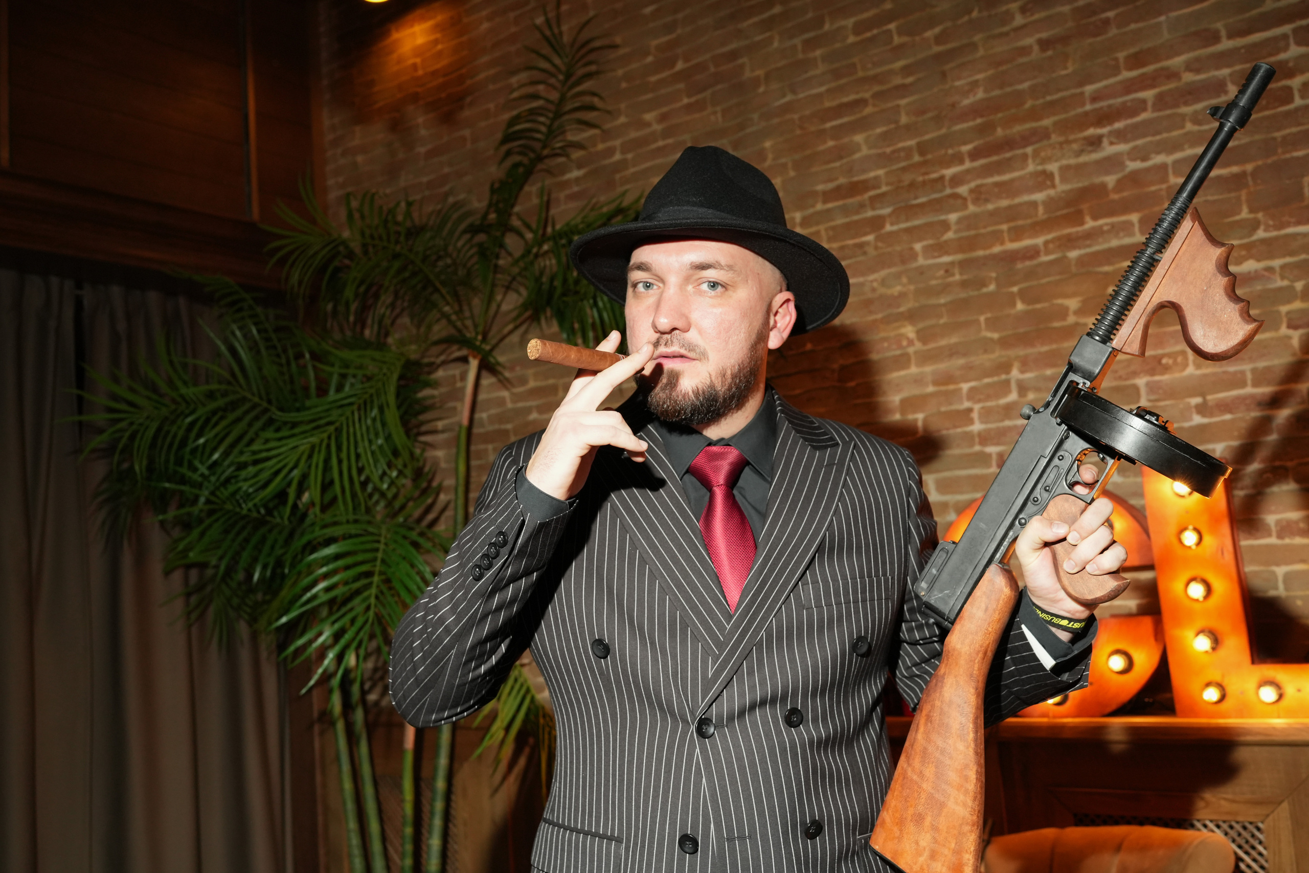 Клуб — Just Business — Премия. Nikishin.media — Я с моей командой превращаю моменты в искусство!