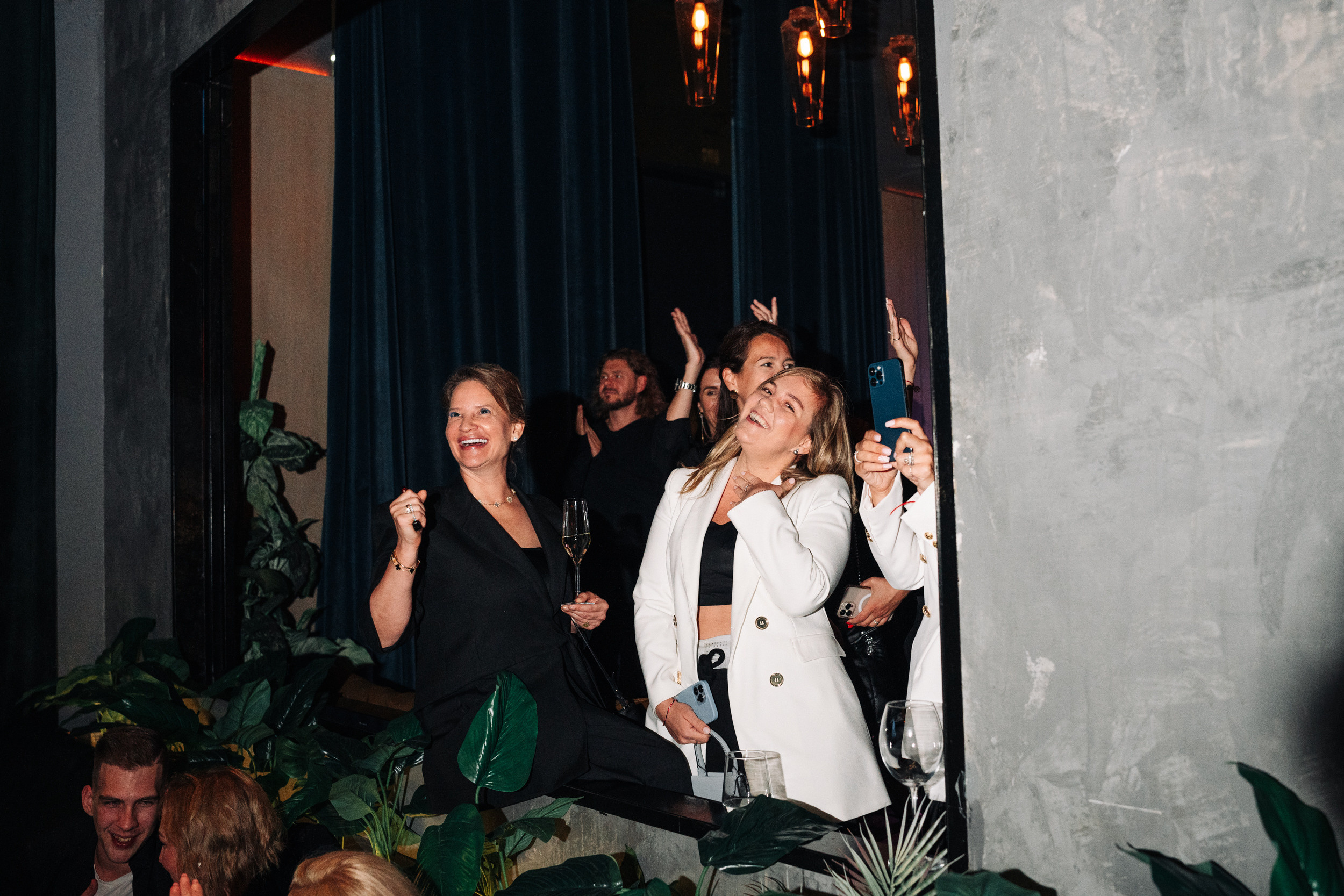 Клуб — SayYes — Blockchain Night Network | Cryptobaron. Nikishin.media — Я с моей командой превращаю моменты в искусство!