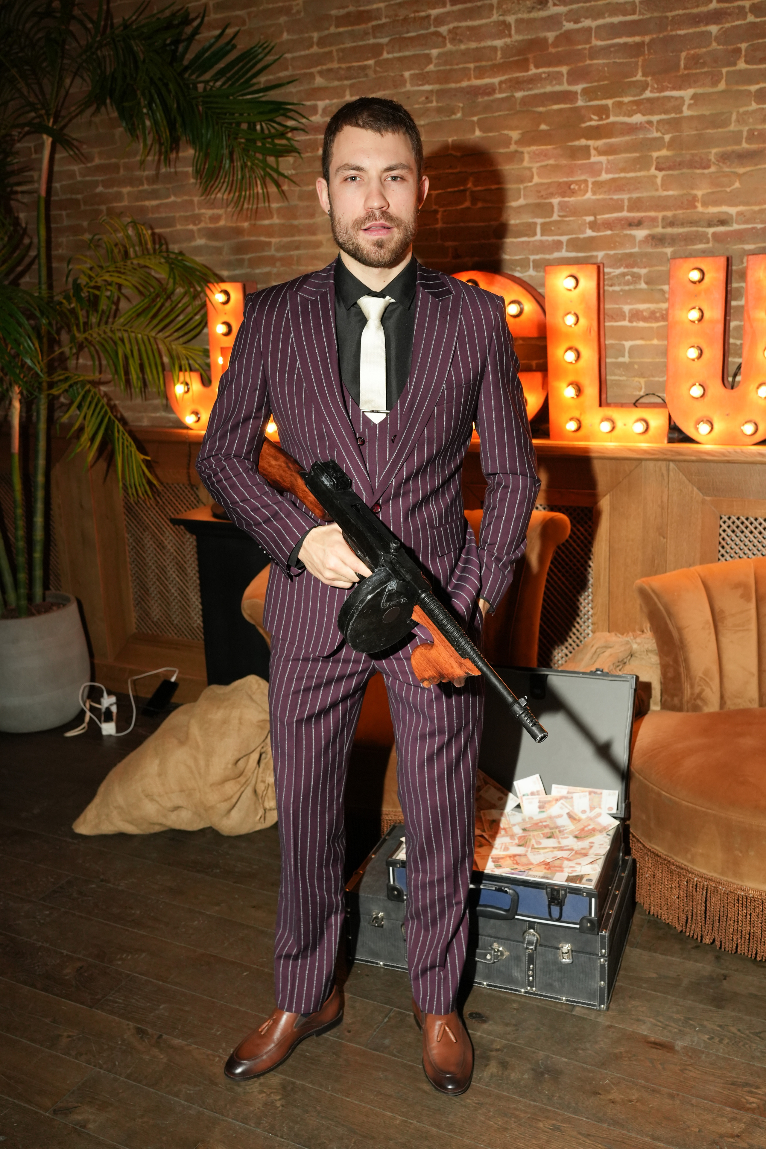 Клуб — Just Business — Премия. Nikishin.media — Я с моей командой превращаю моменты в искусство!