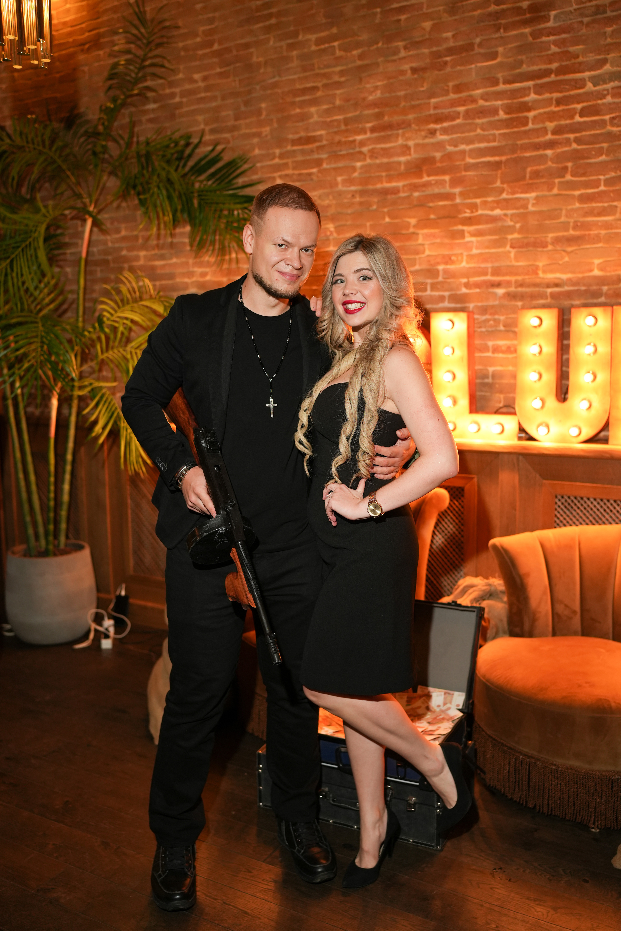 Клуб — Just Business — Премия. Nikishin.media — Я с моей командой превращаю моменты в искусство!