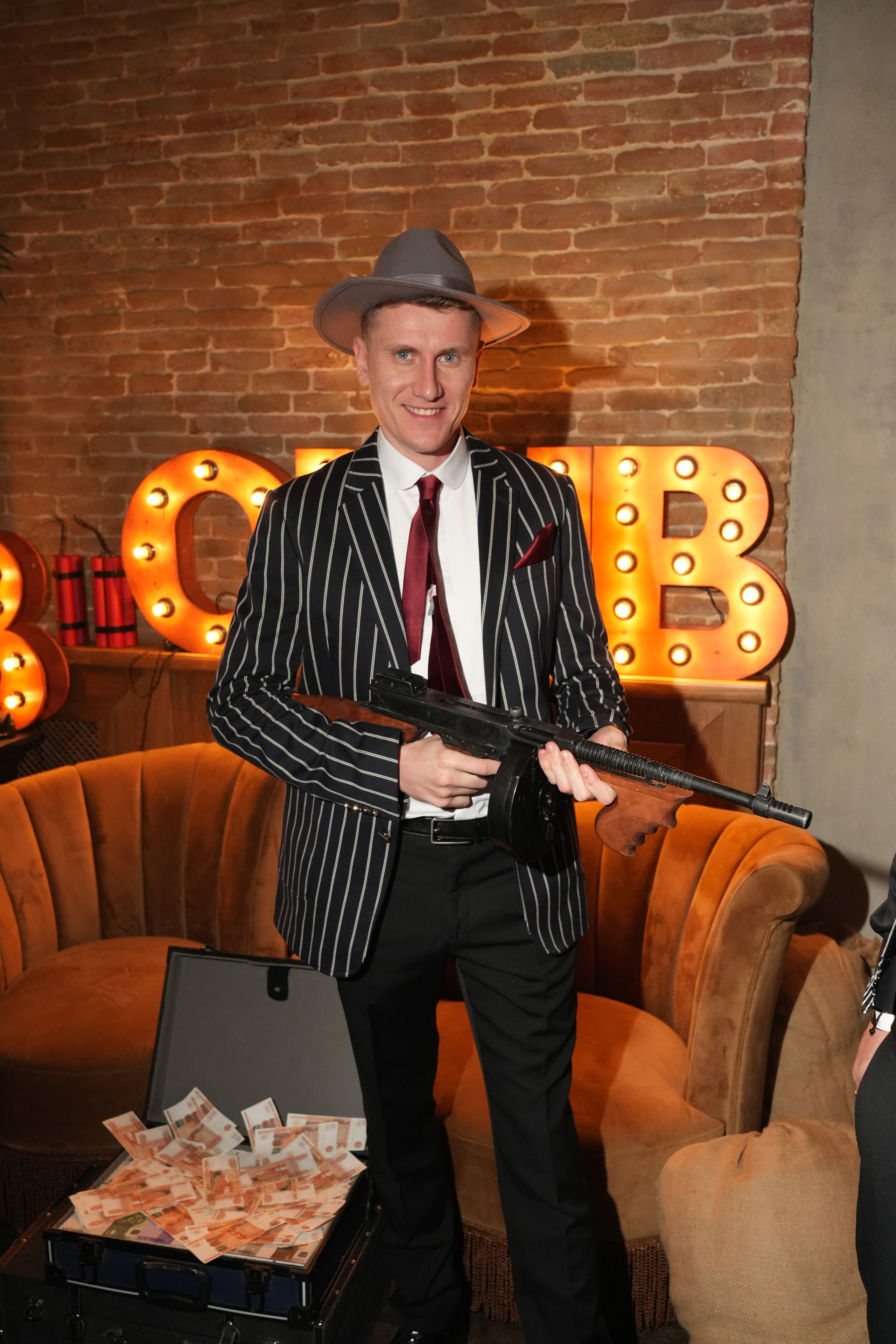 Клуб — Just Business — Премия. Nikishin.media — Я с моей командой превращаю моменты в искусство!