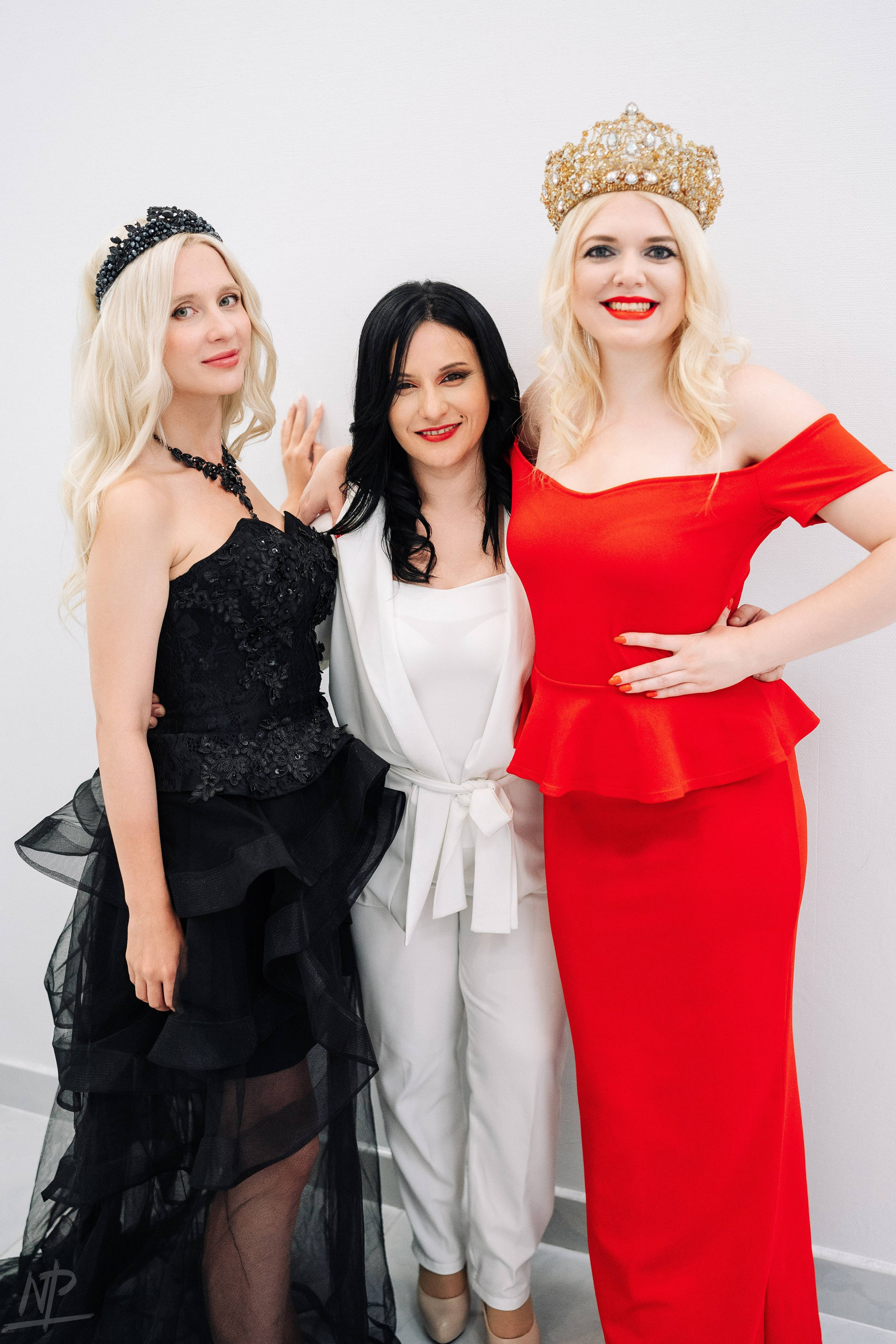 Fashion Meeting NFT party. Nikishin.media — Я с моей командой превращаю моменты в искусство!