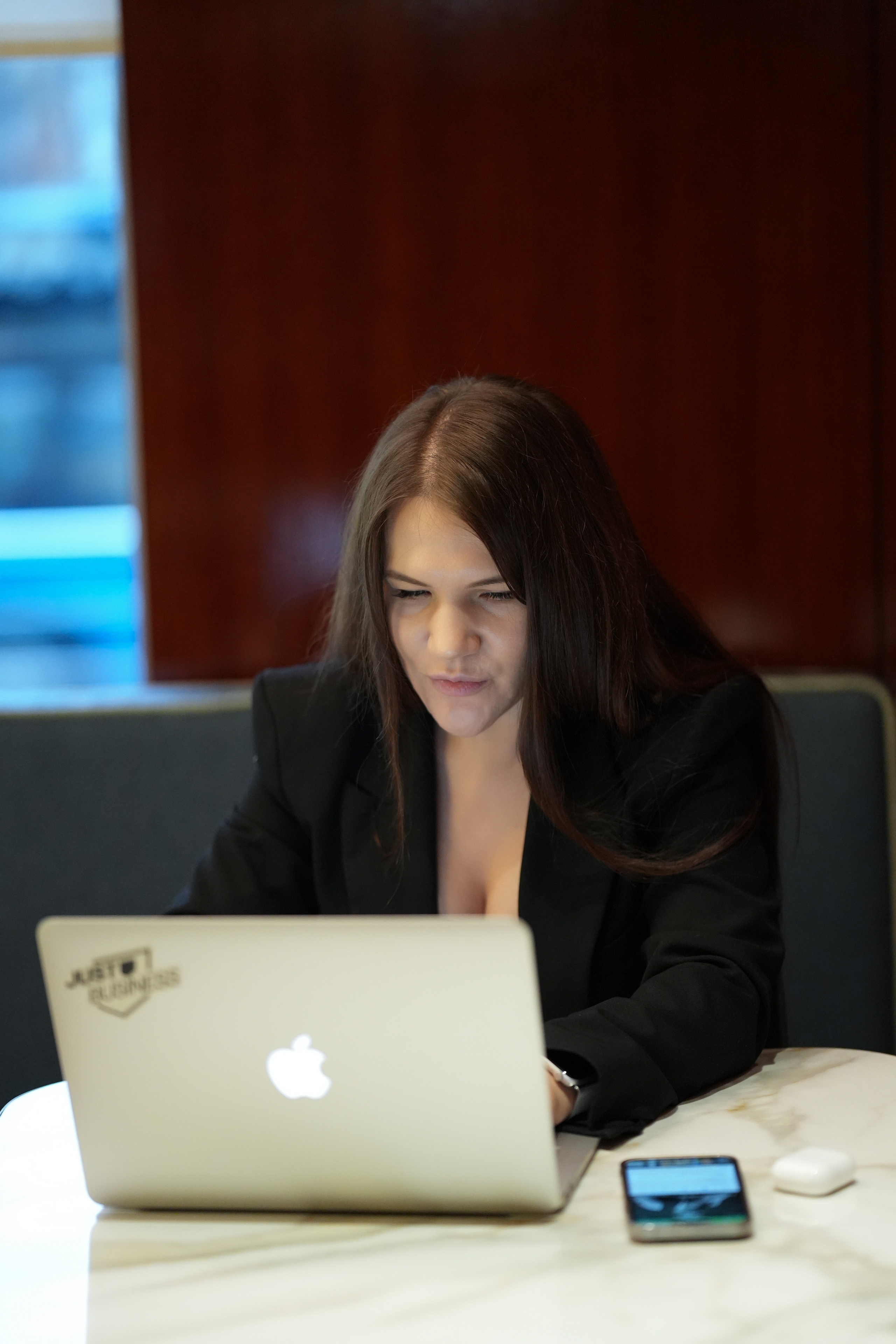 Клуб — Just Business — Разборы Григорьева. Nikishin.media — Я с моей командой превращаю моменты в искусство!