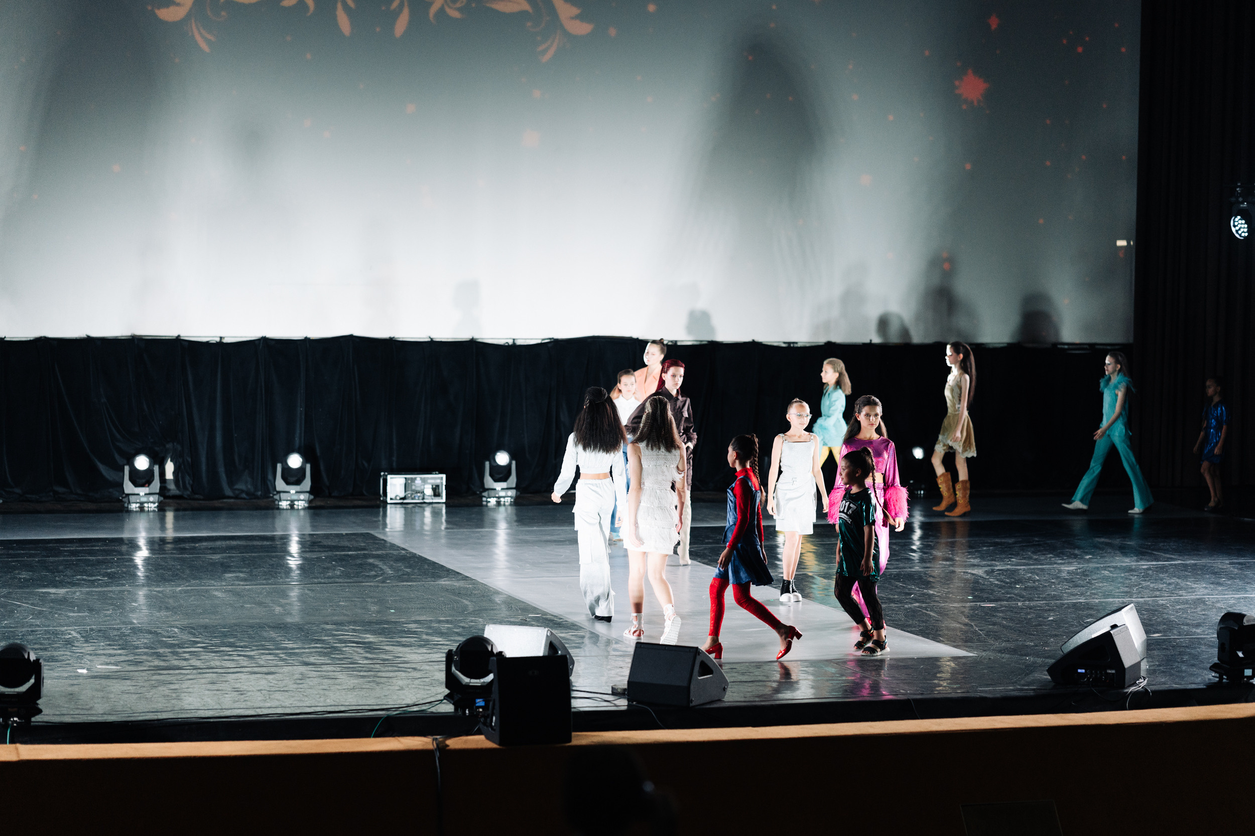 COSMOS FASHION WEEK. Nikishin.media — Я с моей командой превращаю моменты в искусство!