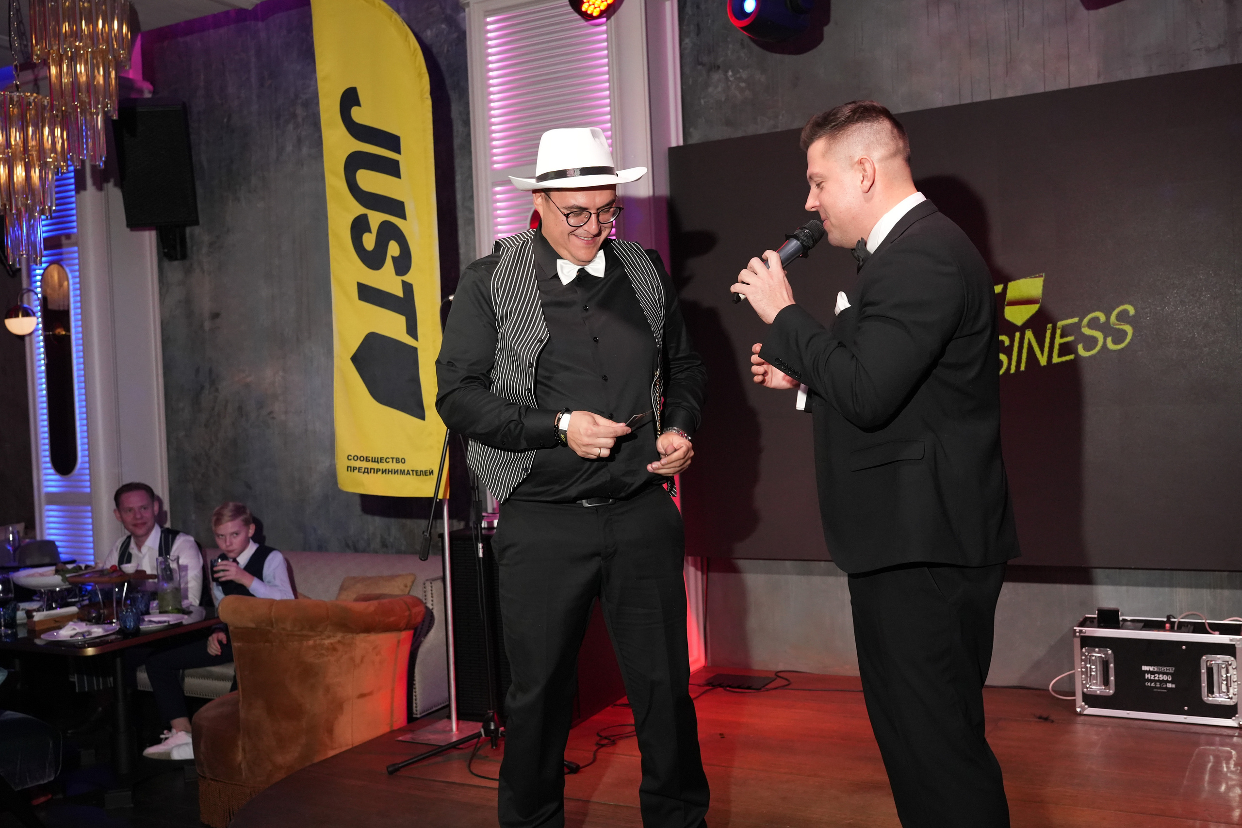 Клуб — Just Business — Премия. Nikishin.media — Я с моей командой превращаю моменты в искусство!