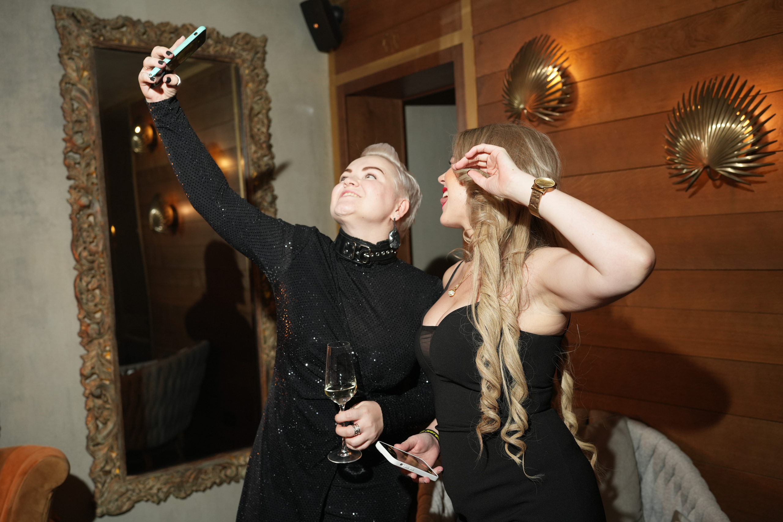 Клуб — Just Business — Премия. Nikishin.media — Я с моей командой превращаю моменты в искусство!