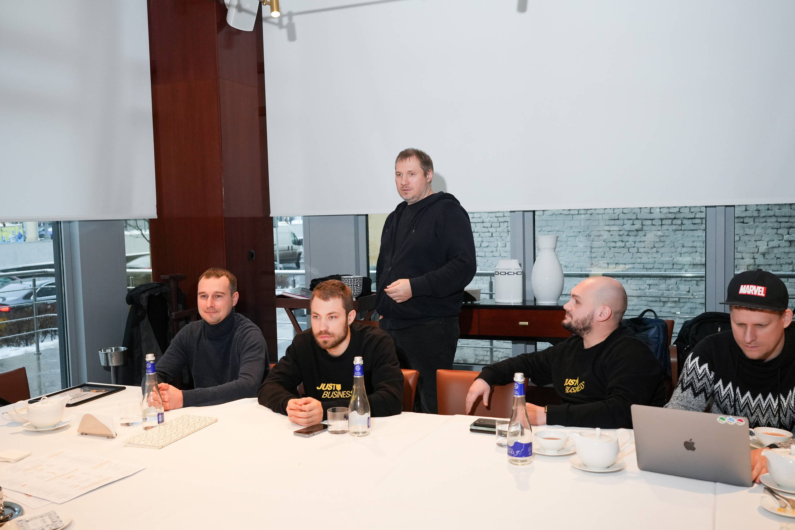 Клуб — Just Business — Разборы Григорьева. Nikishin.media — Я с моей командой превращаю моменты в искусство!