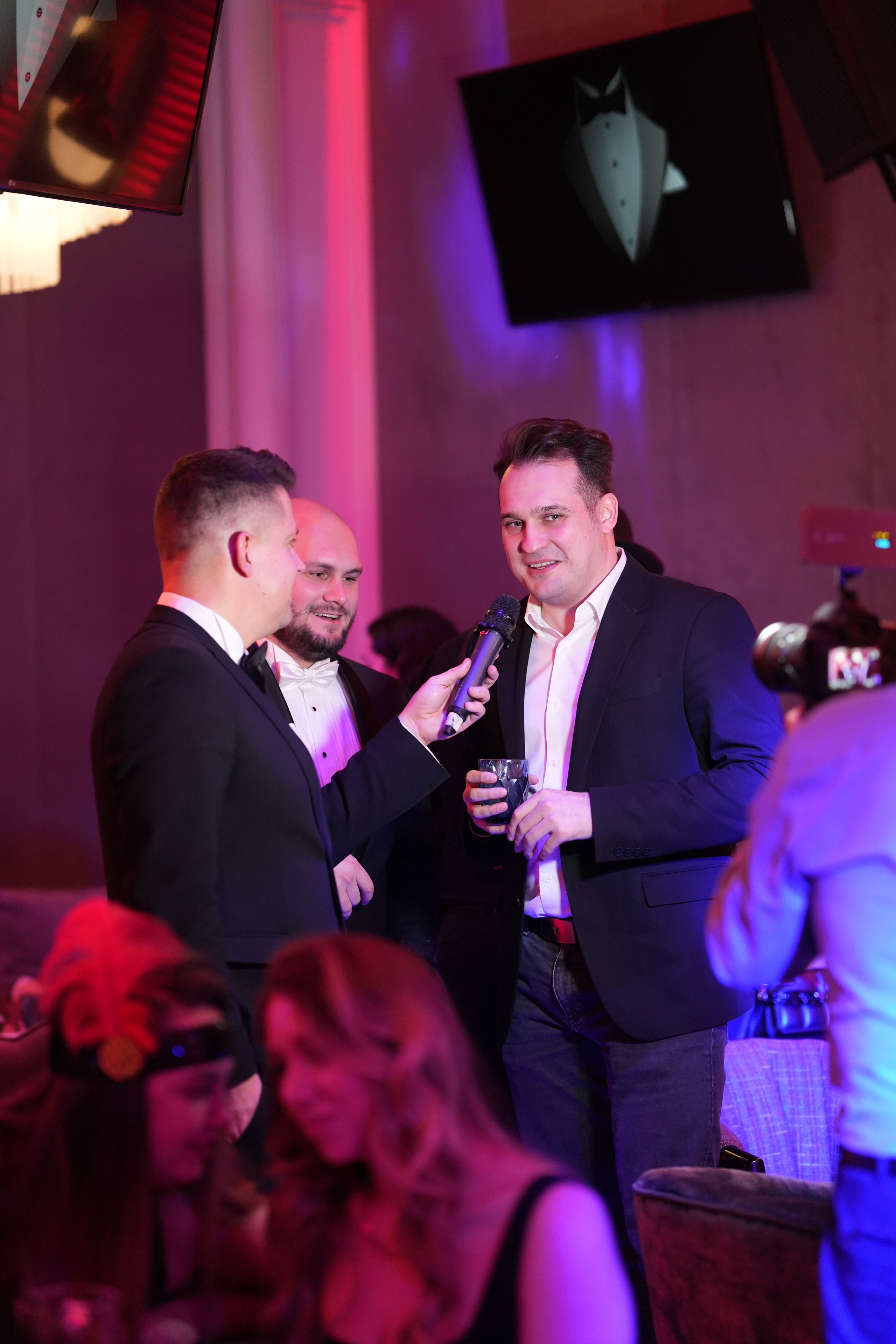 Клуб — Just Business — Премия. Nikishin.media — Я с моей командой превращаю моменты в искусство!