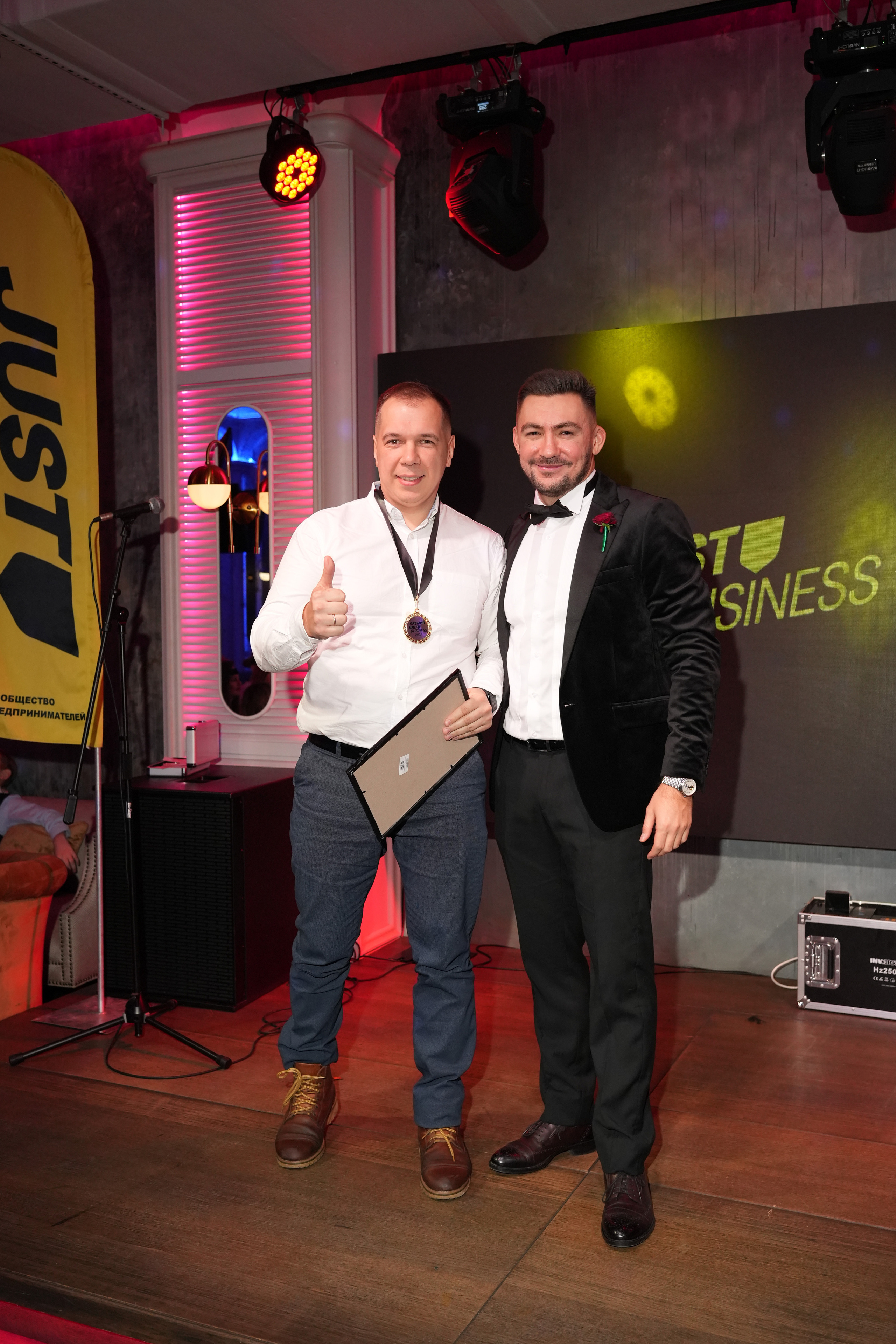 Клуб — Just Business — Премия. Nikishin.media — Я с моей командой превращаю моменты в искусство!