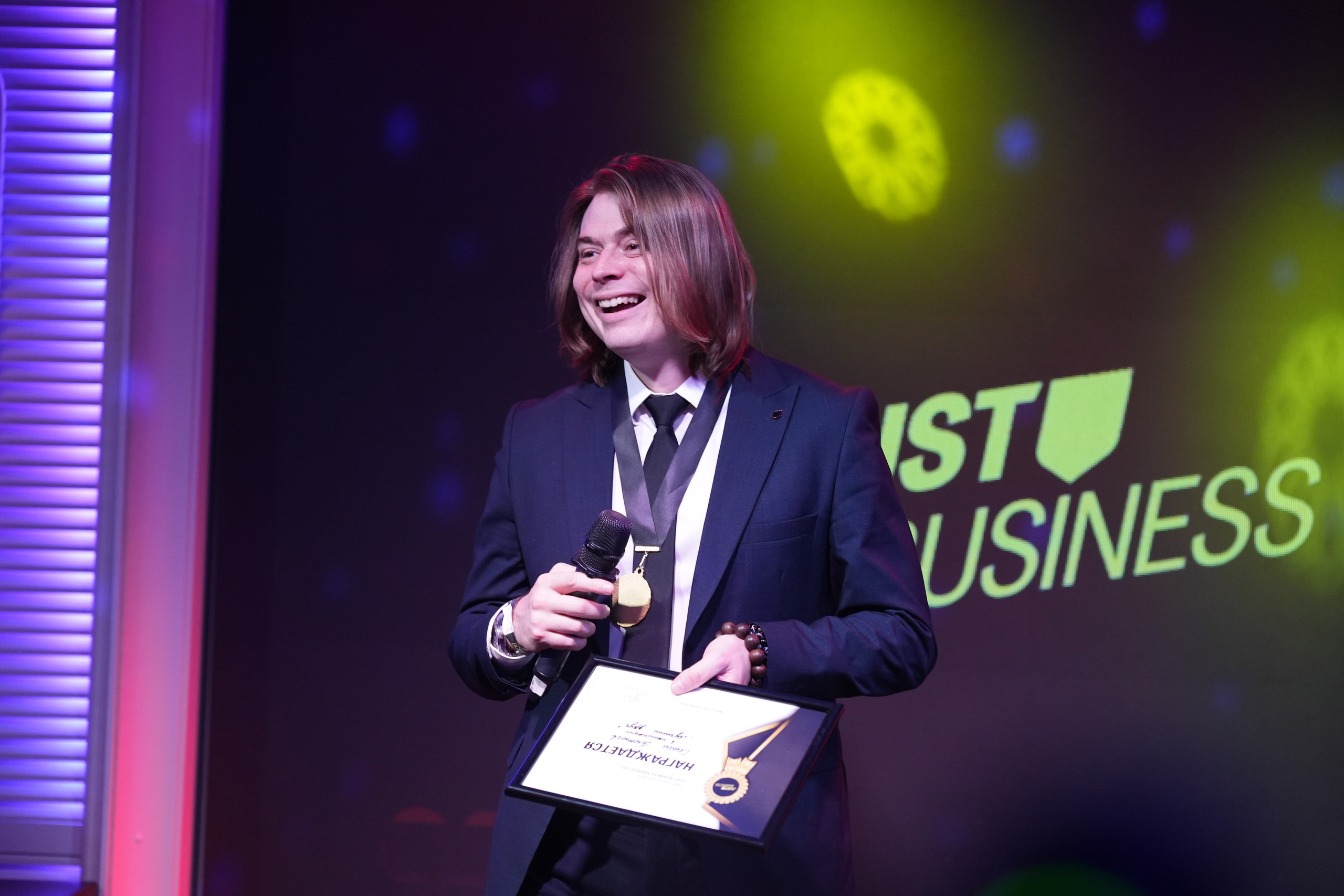 Клуб — Just Business — Премия. Nikishin.media — Я с моей командой превращаю моменты в искусство!