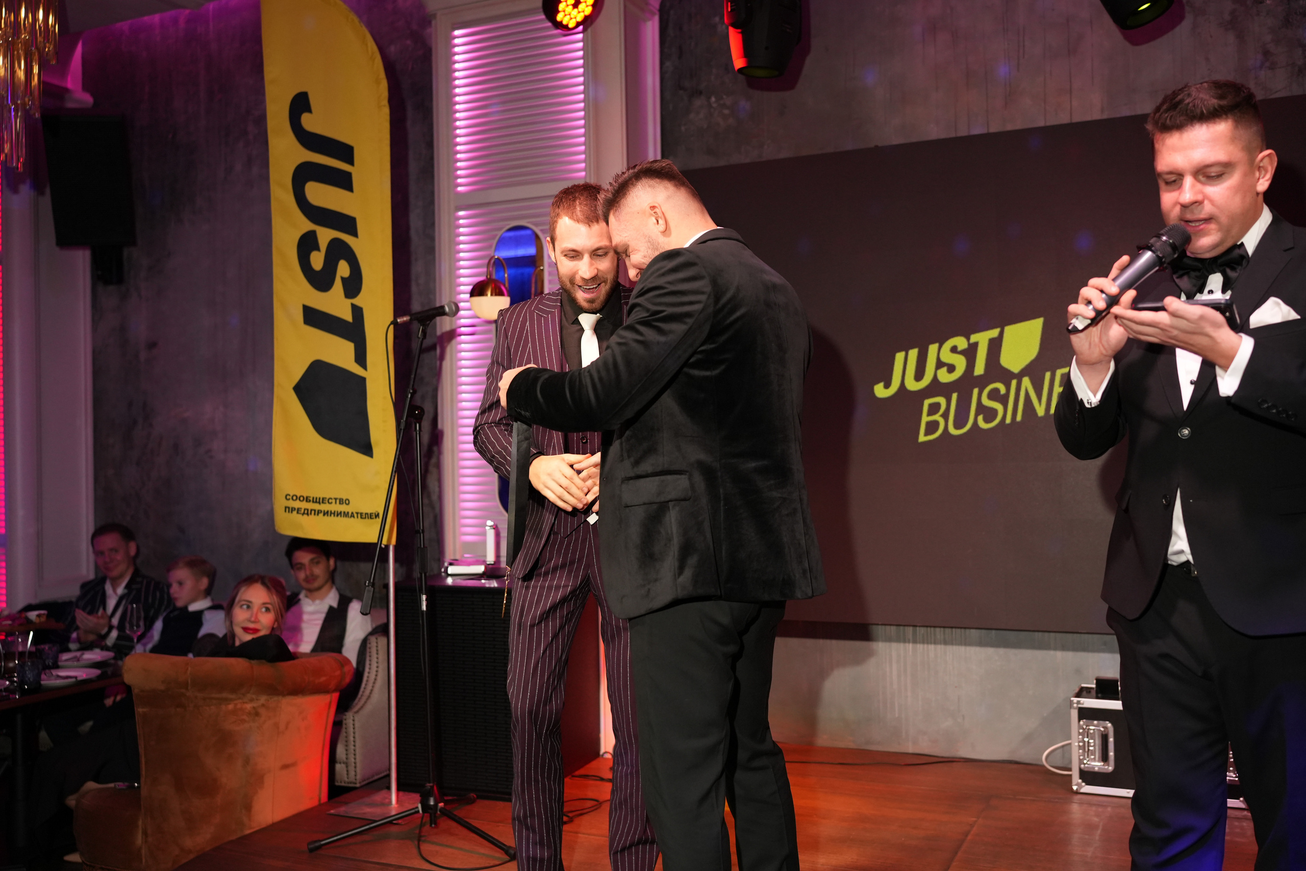 Клуб — Just Business — Премия. Nikishin.media — Я с моей командой превращаю моменты в искусство!