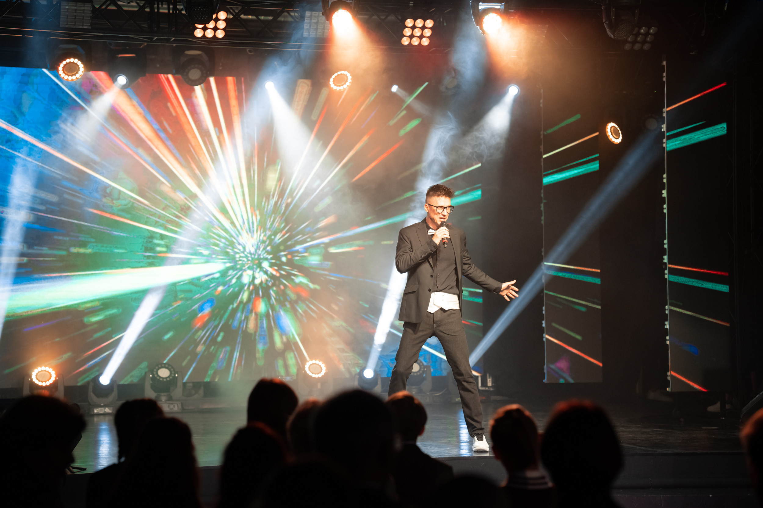 Достояние страны. Nikishin.media — Я с моей командой превращаю моменты в искусство!