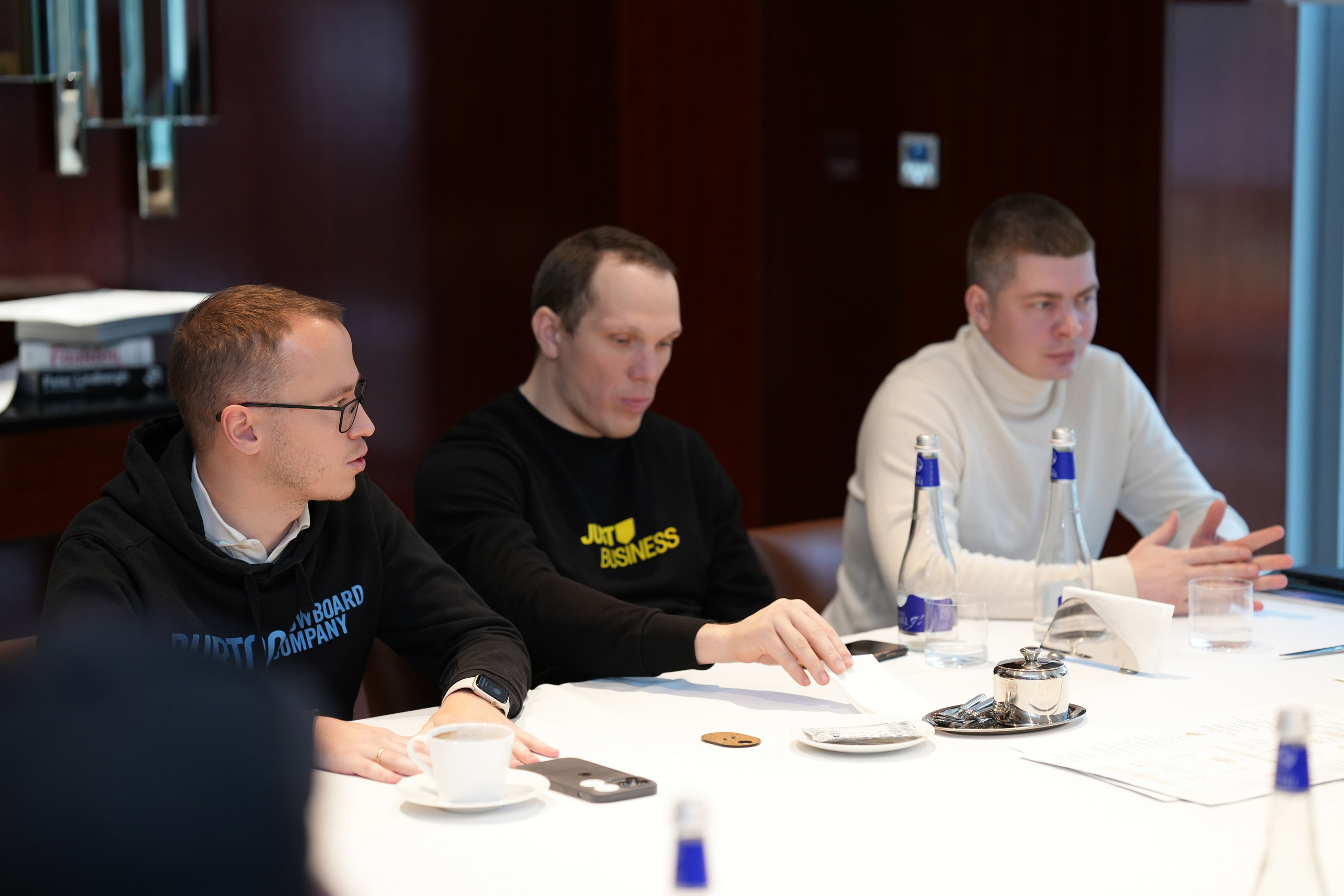 Клуб — Just Business — Разборы Григорьева. Nikishin.media — Я с моей командой превращаю моменты в искусство!