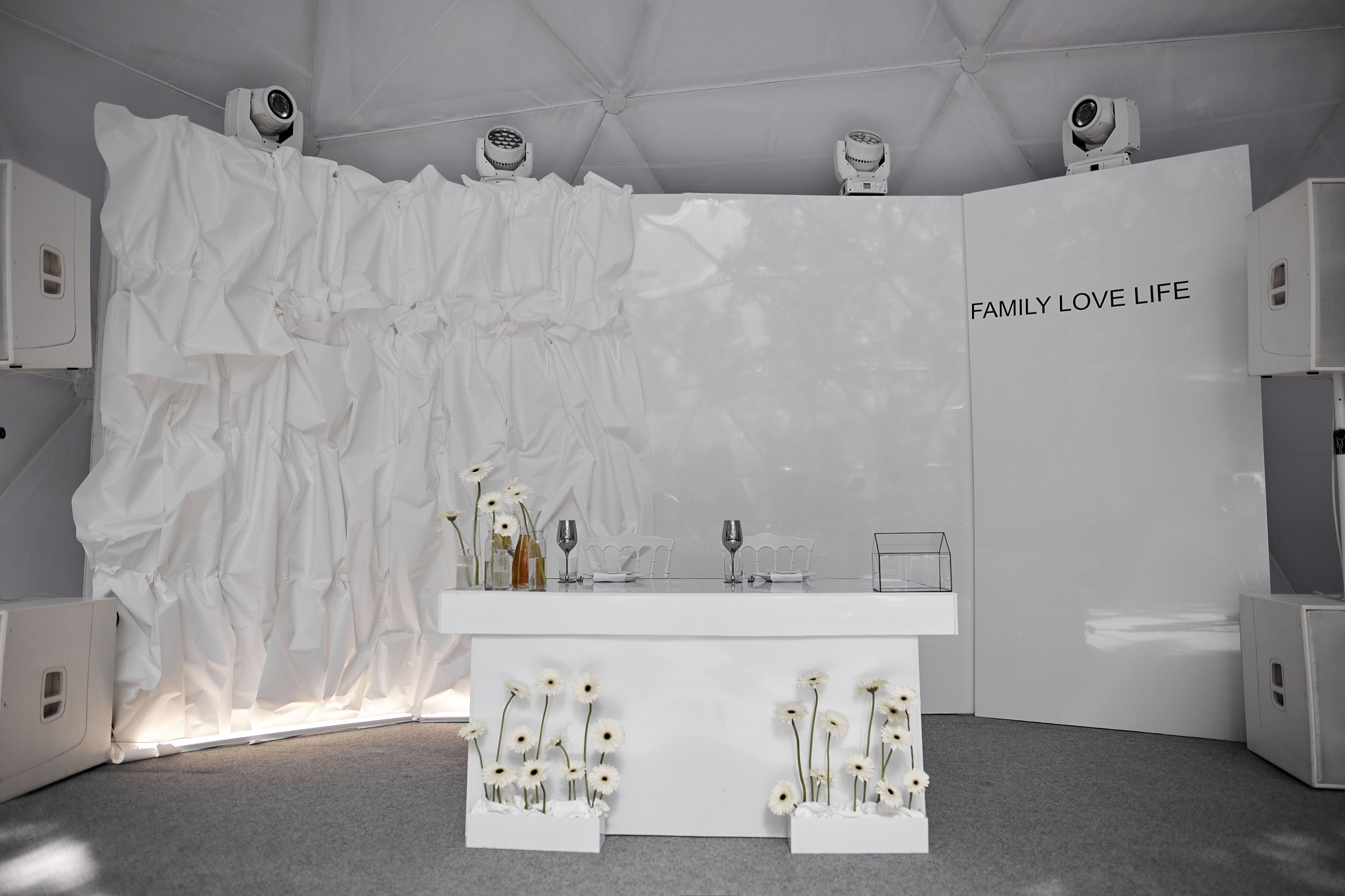 Галерея студии НикитинаДекор — вдохновляющие идеи для вашего мероприятия. Студия декора НикитинаДекор — оформление мероприятий в Ульяновске. Профессиональное создание эксклюзивных декораций