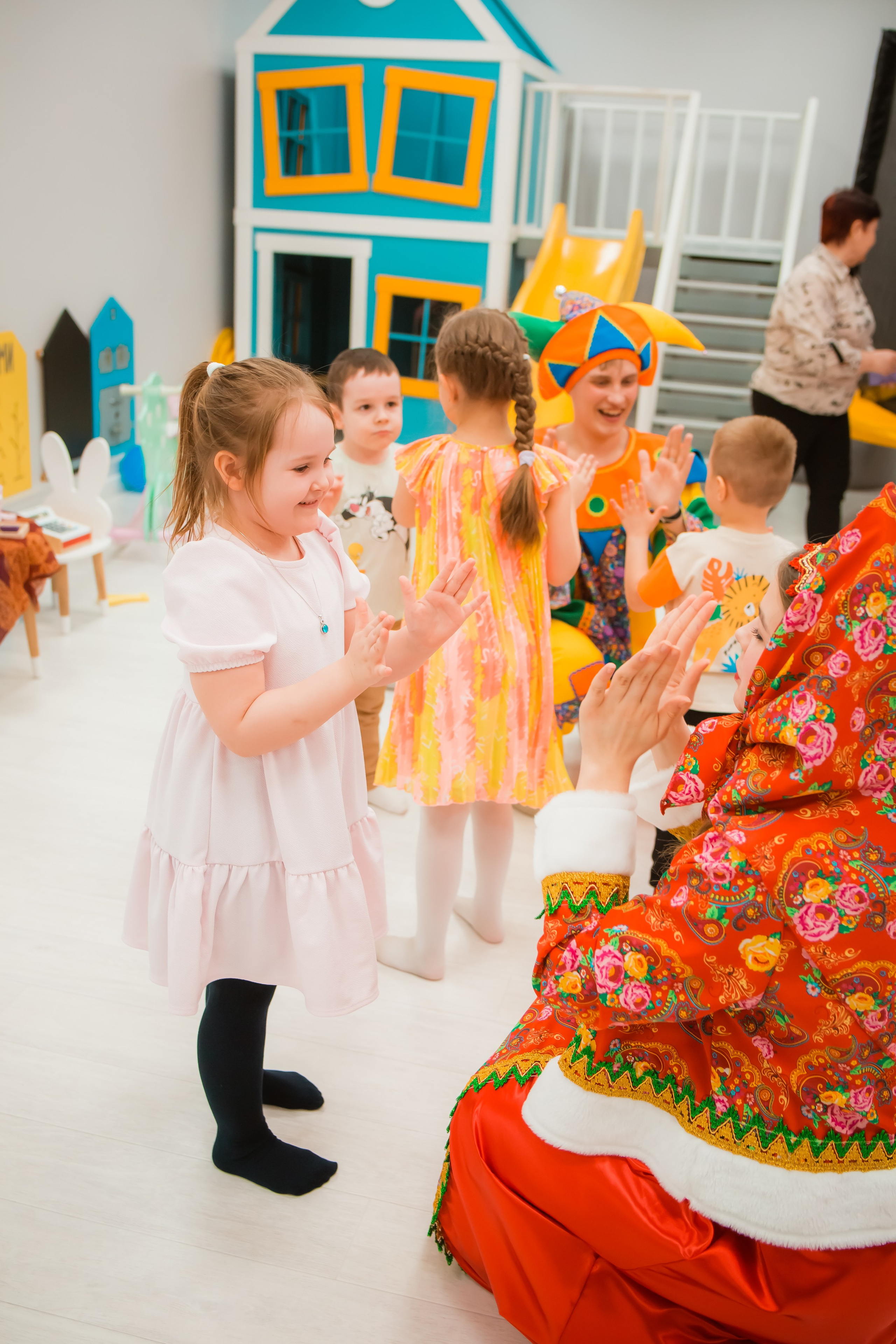 Масленица в ДОММИ. Репортажный фотограф Василий Сазонов в Нижневартовске