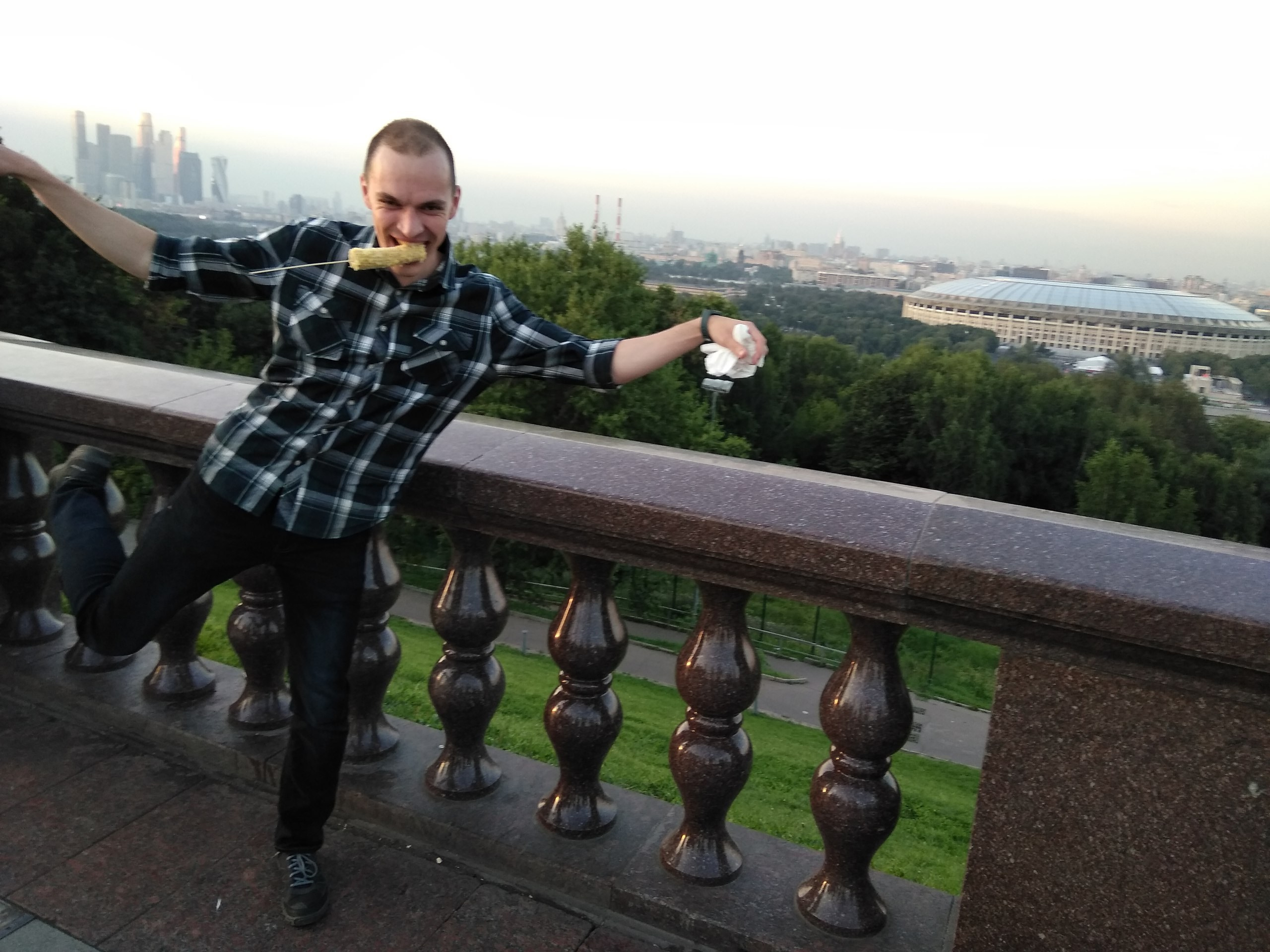 Прогулка на Воробьевых горах | 25.07.2017. Галерея Фантим