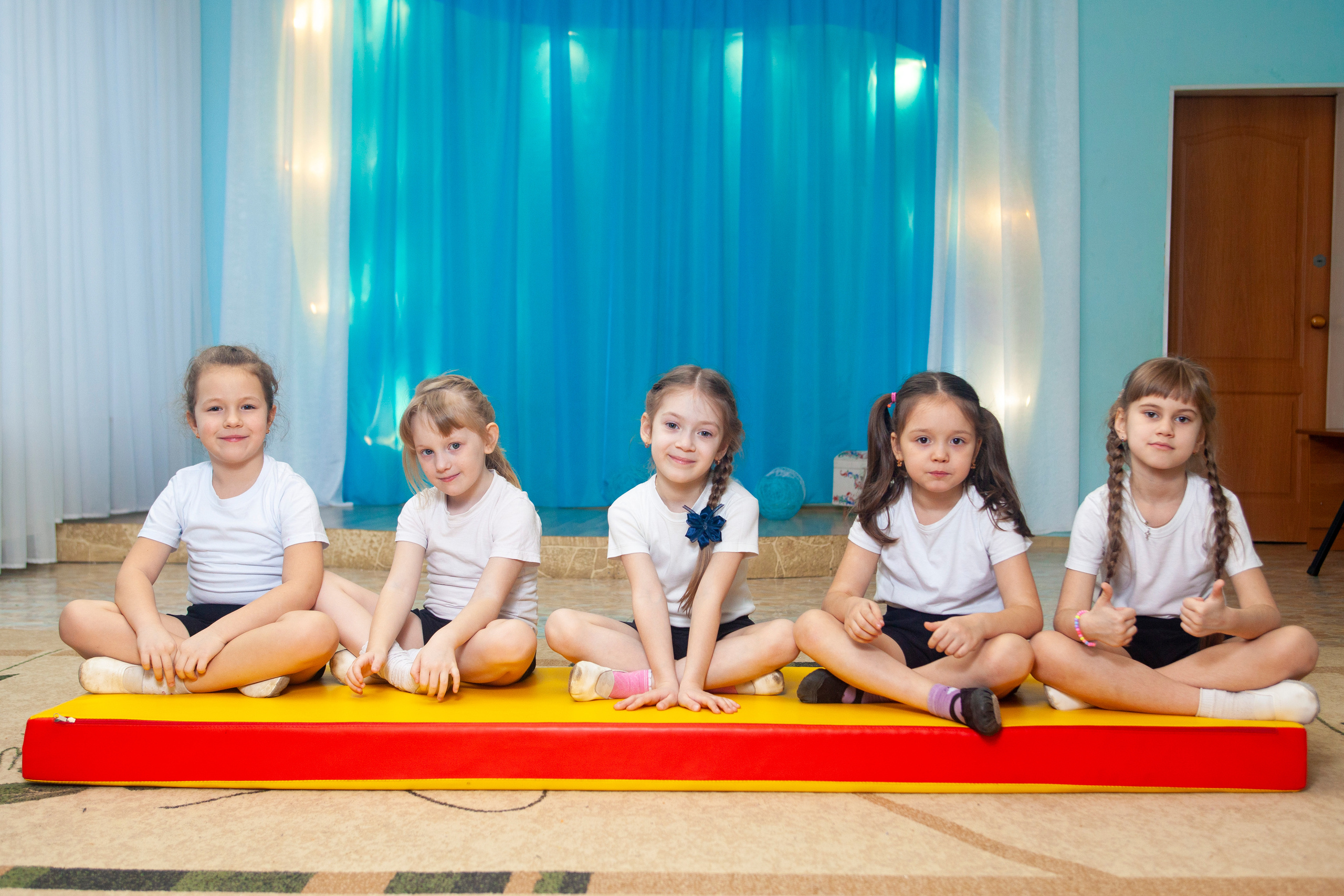 Фотосъемка выпускников в детских садах. Фотограф Антонина Свешникова. ВЫПУСКНЫЕ ФОТОКНИГИ для детских садов и школ. Москва, Владимир