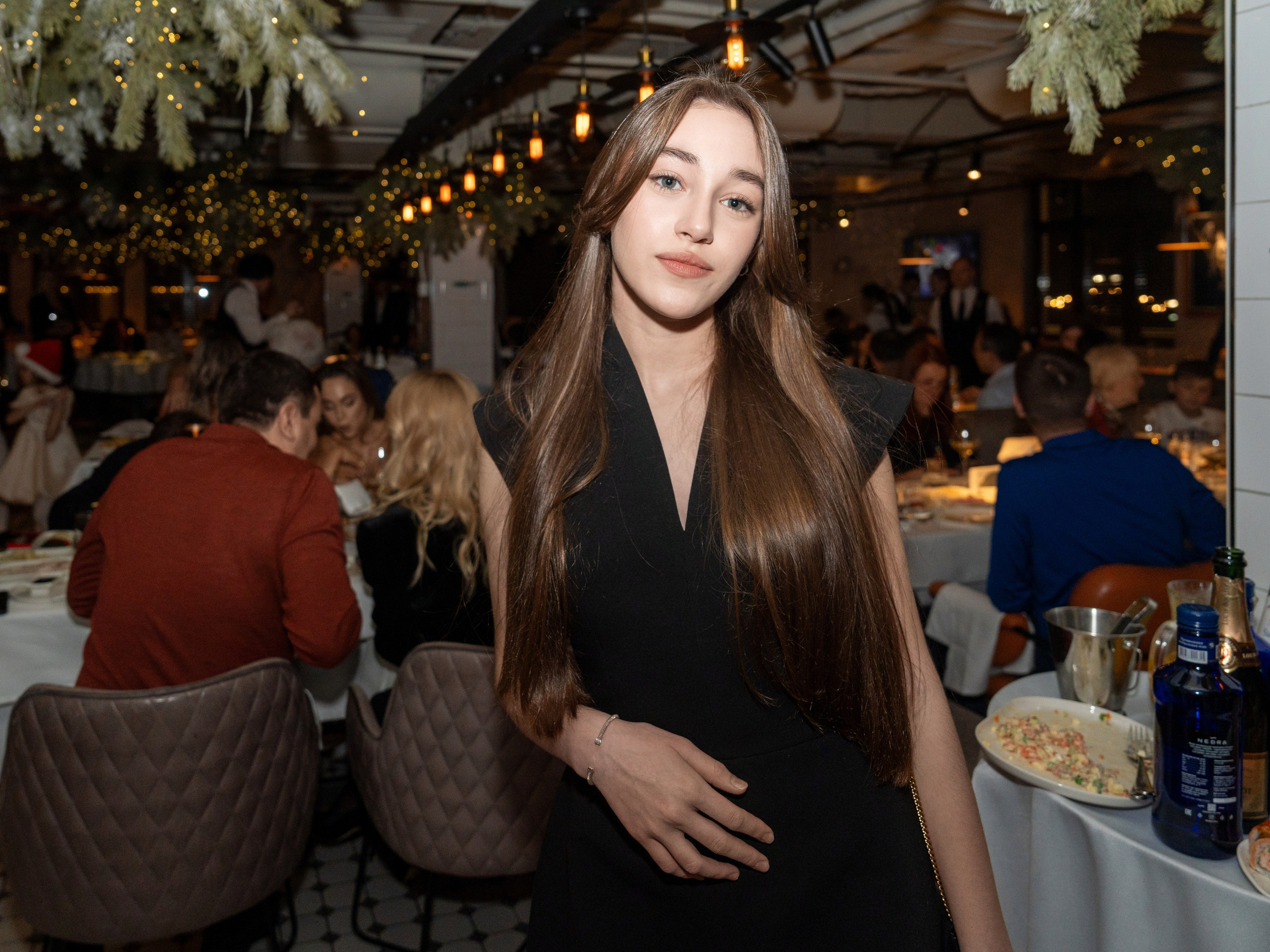 Новый год 2025 в ресторане Сахалин. Репортажный фотограф в Красной Поляне и Сочи Павлюченко Екатерина