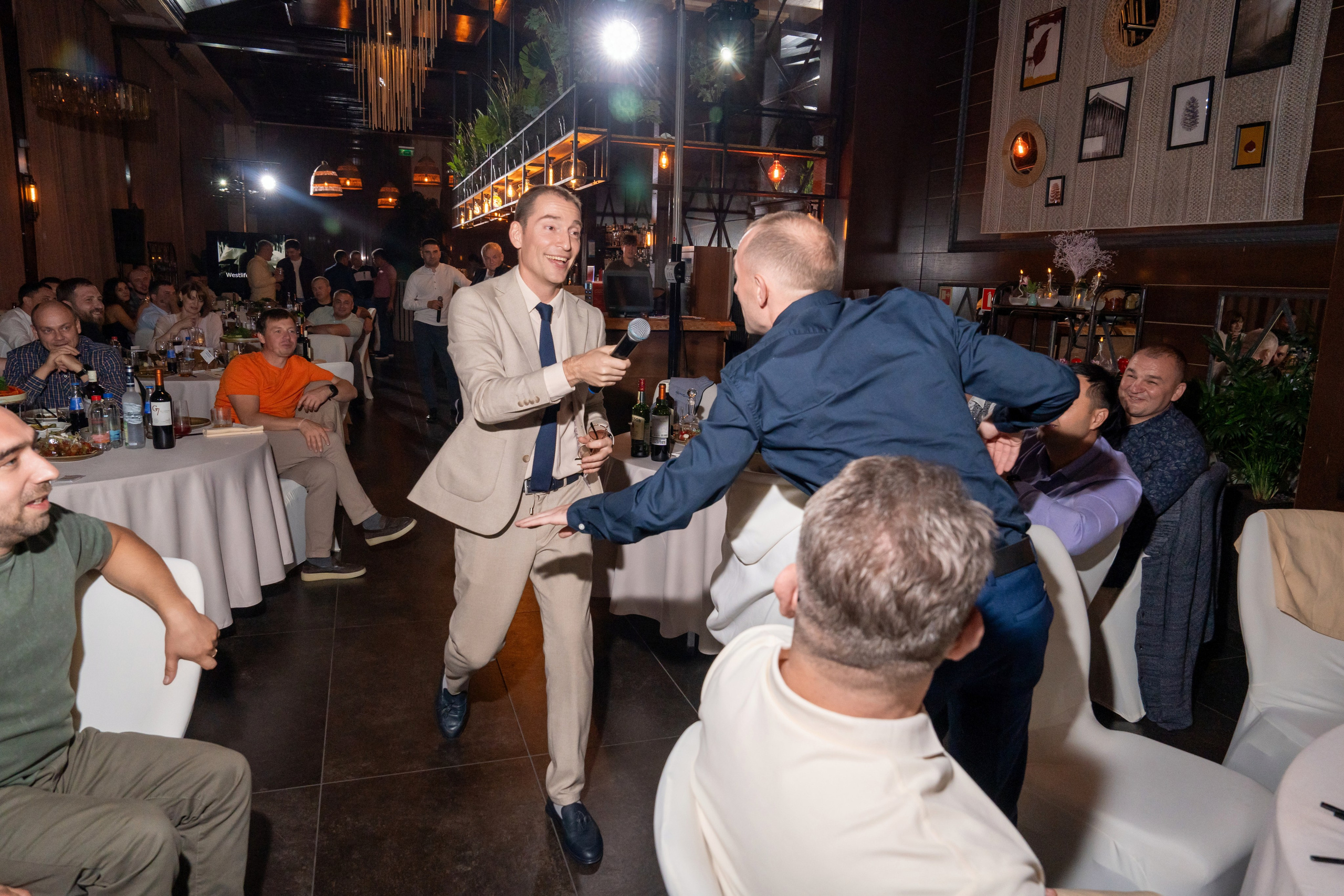 Гала-ужин для компании «Agregatka». Репортажный фотограф в Красной Поляне и Сочи Павлюченко Екатерина