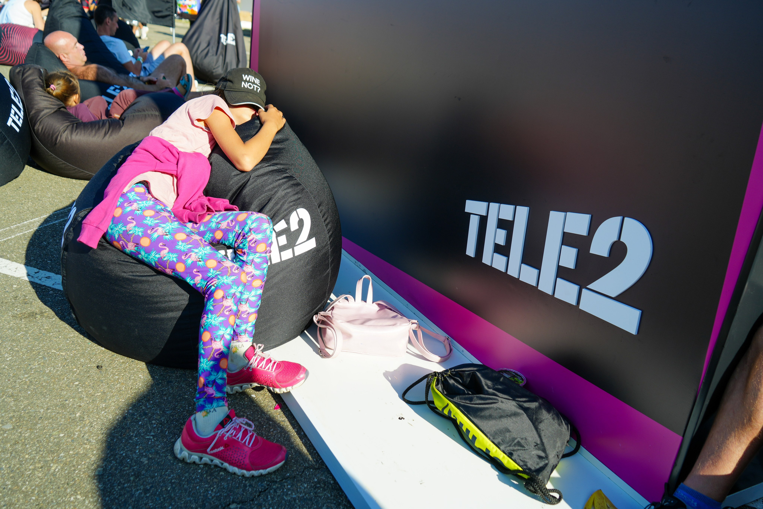 Фотоотчет партнерской интеграции для компании TELE2 на фестивале Ironstar. Репортажный фотограф в Красной Поляне и Сочи Павлюченко Екатерина