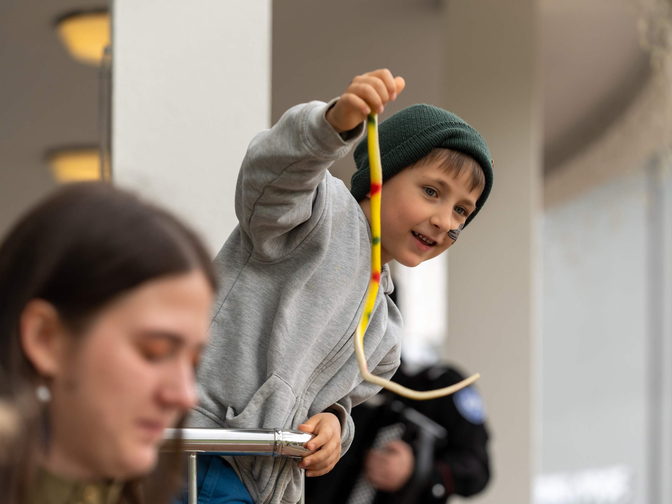 Шествие бессмертного полка 9 мая 2024 Rosa Springs. Репортажный фотограф в Красной Поляне и Сочи Павлюченко Екатерина