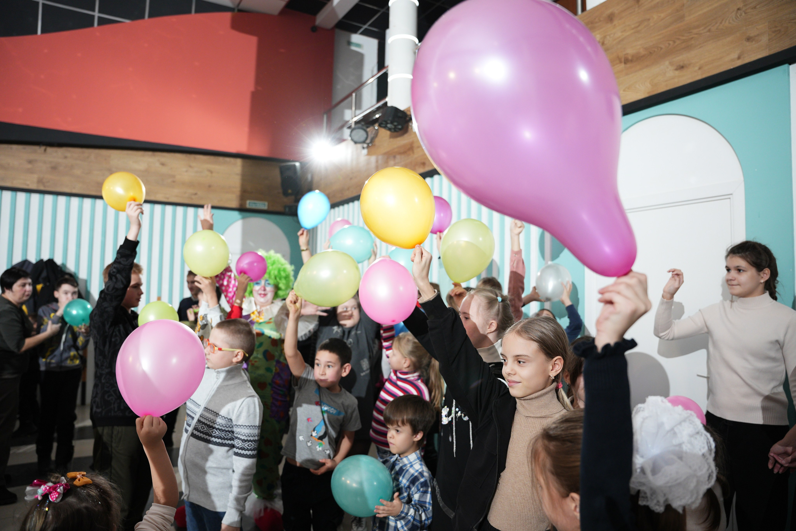 «Ты в этом мире не один " социально благотворительное мероприятие. Ольга Плаксина фотограф в Саратове