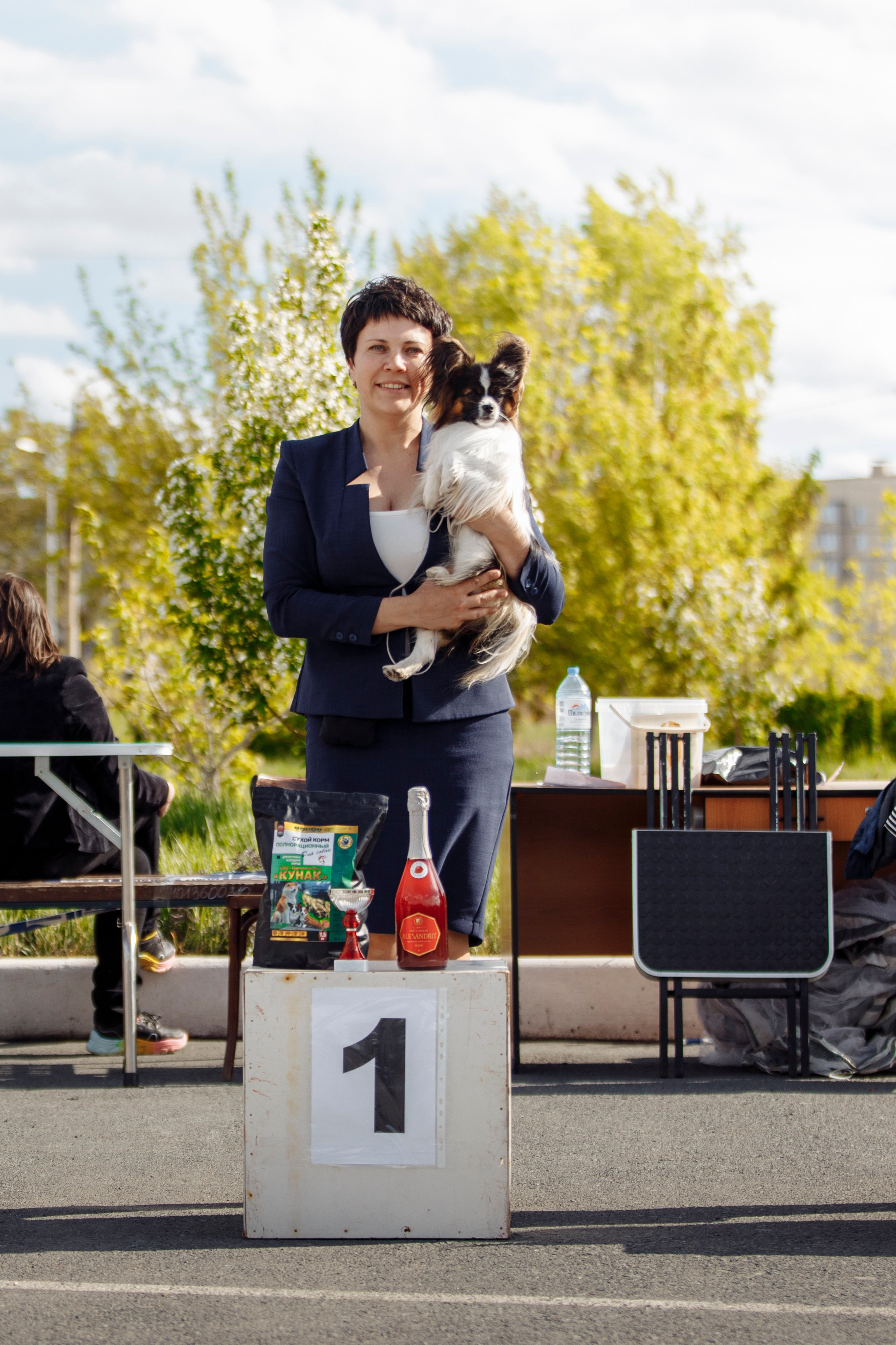 Далекий привет из Новотроицка. О нас