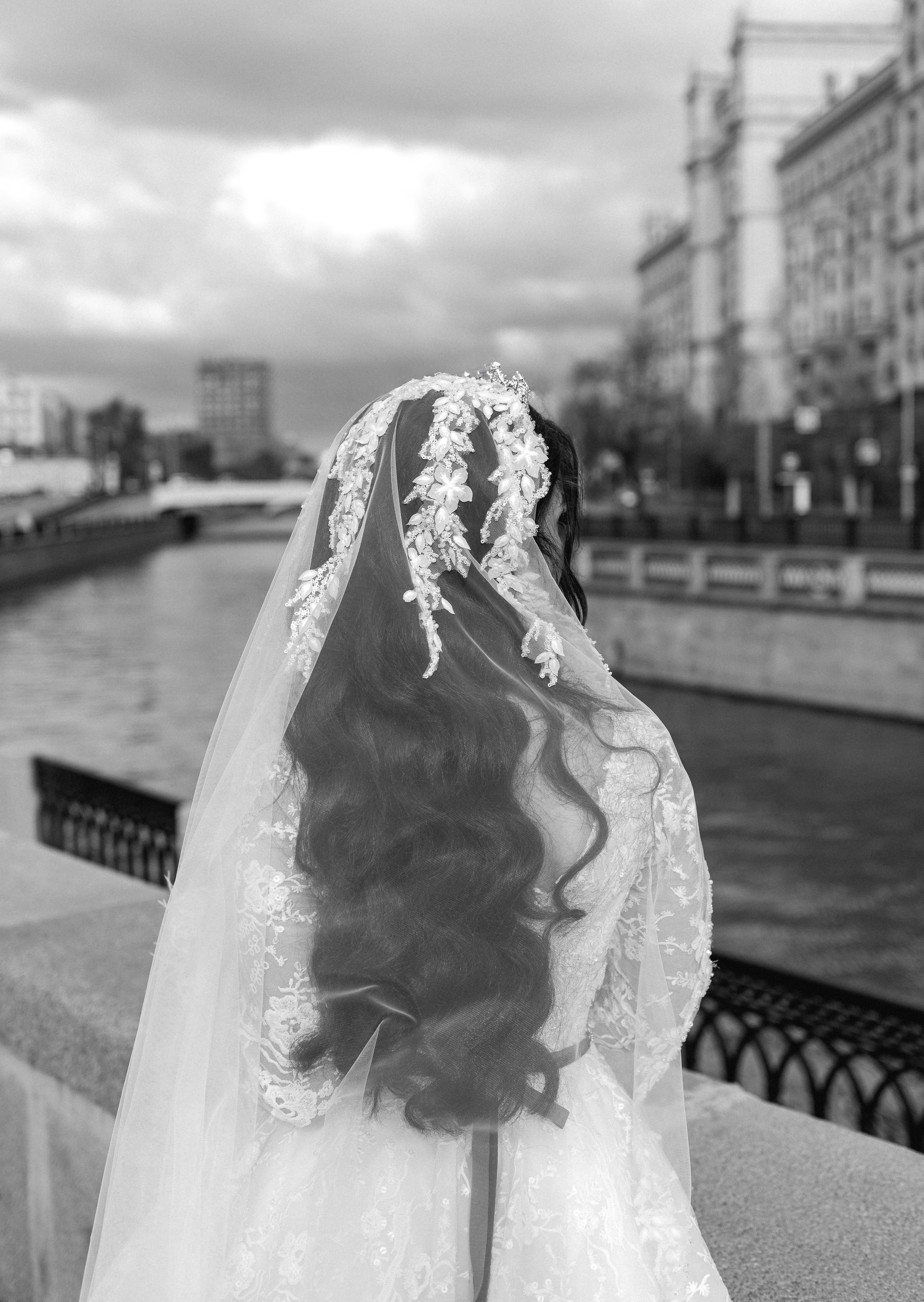 Свадебная прогулка на Котельнической. Азиз и Нармин. Семейный фотограф в Москве Алёна Чача