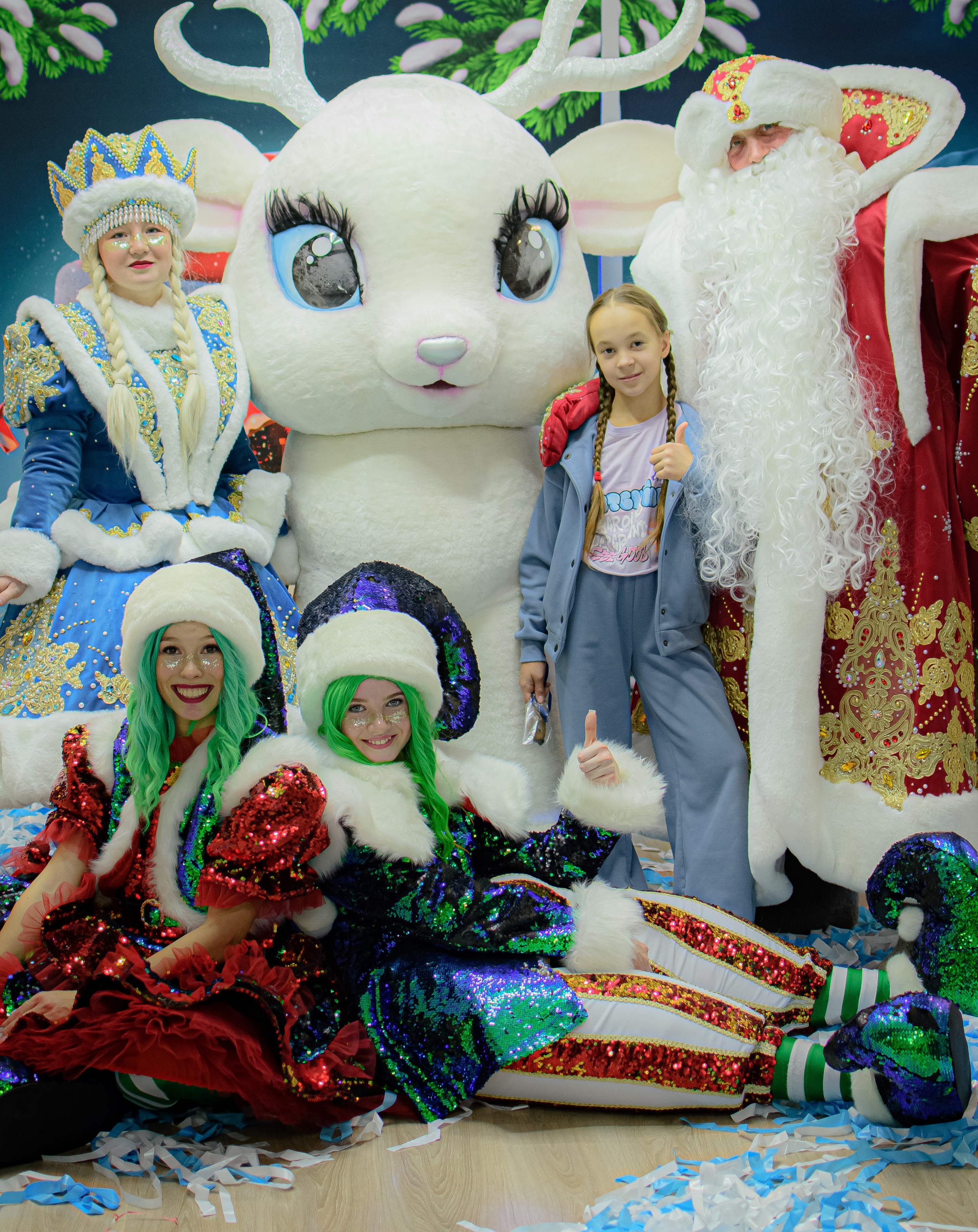 HAPPY NEW YEAR. Photokarish