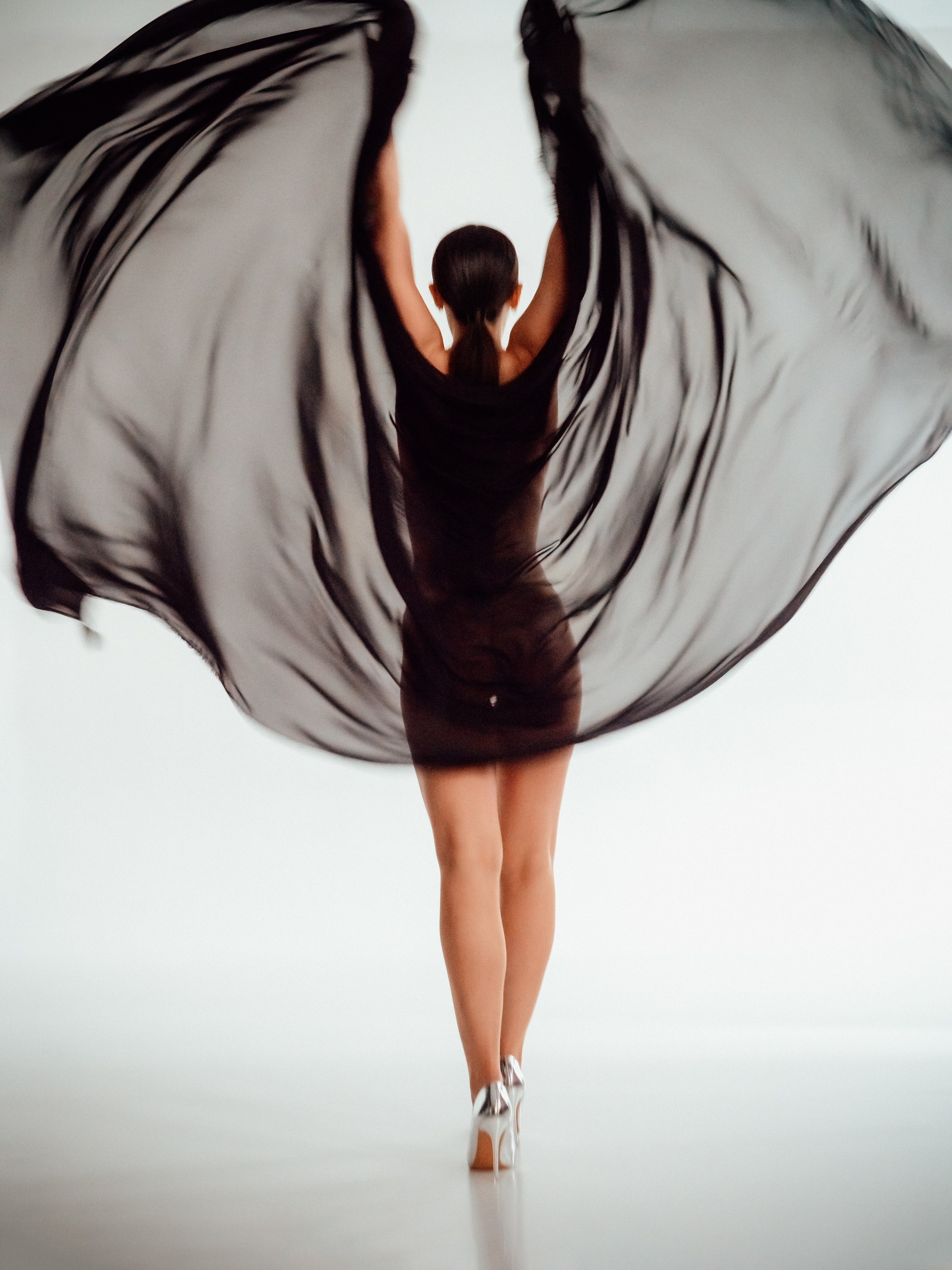 «Парящая Ткань». Фотограф