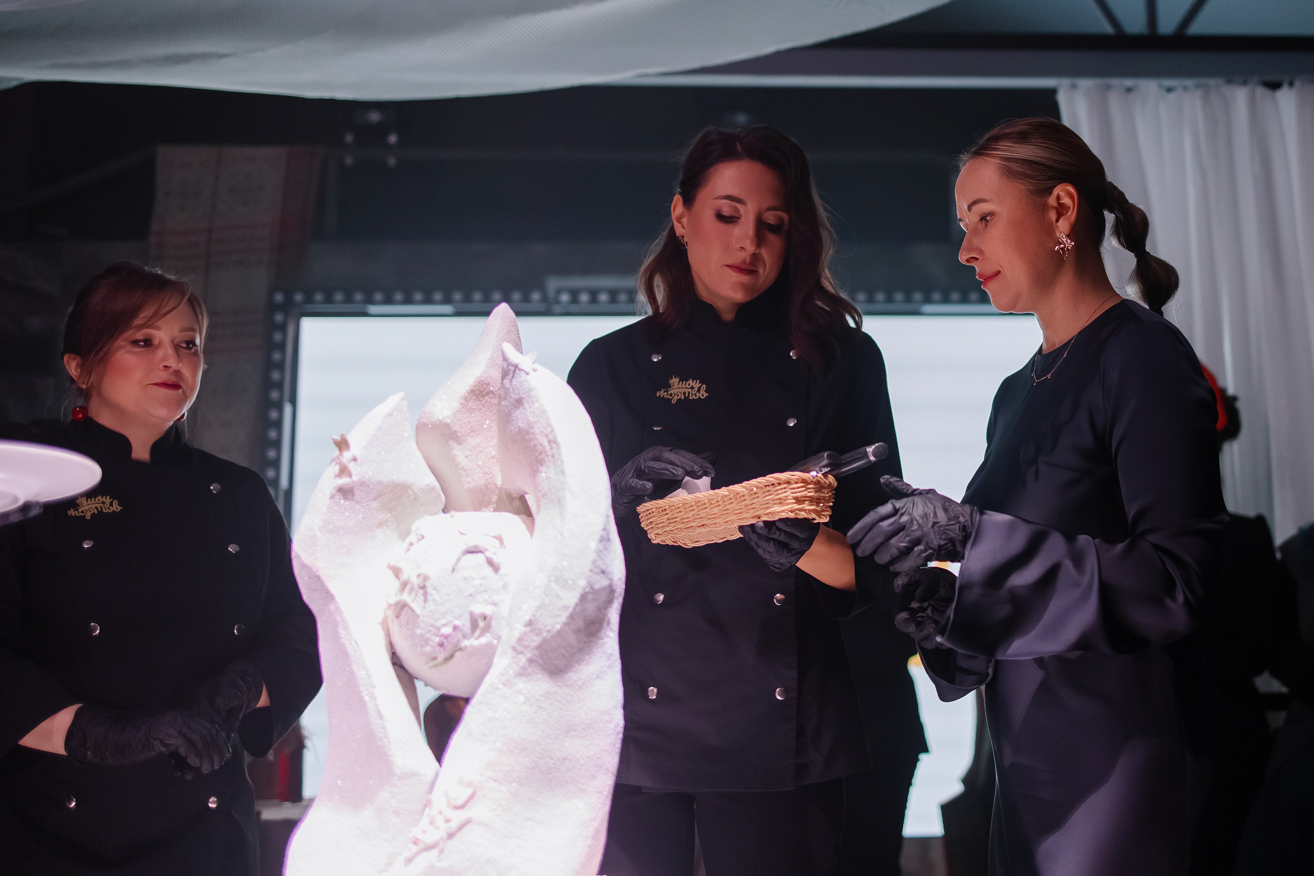 Шоу тортов 2. Свадебный фотограф