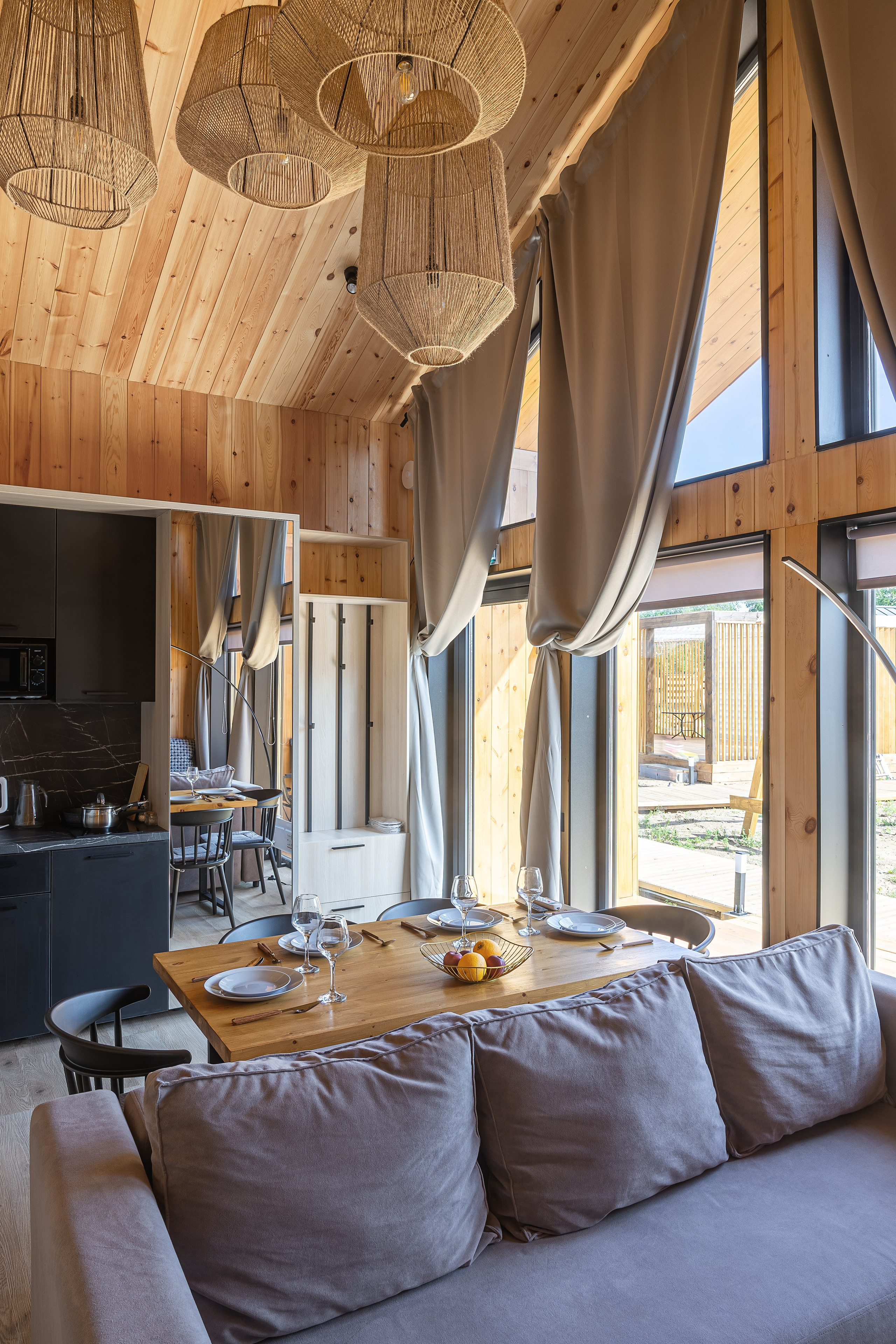 Номадик. Фотограф и видеограф в Улан-Удэ: Аюна Габагуева и Артём Шаханов