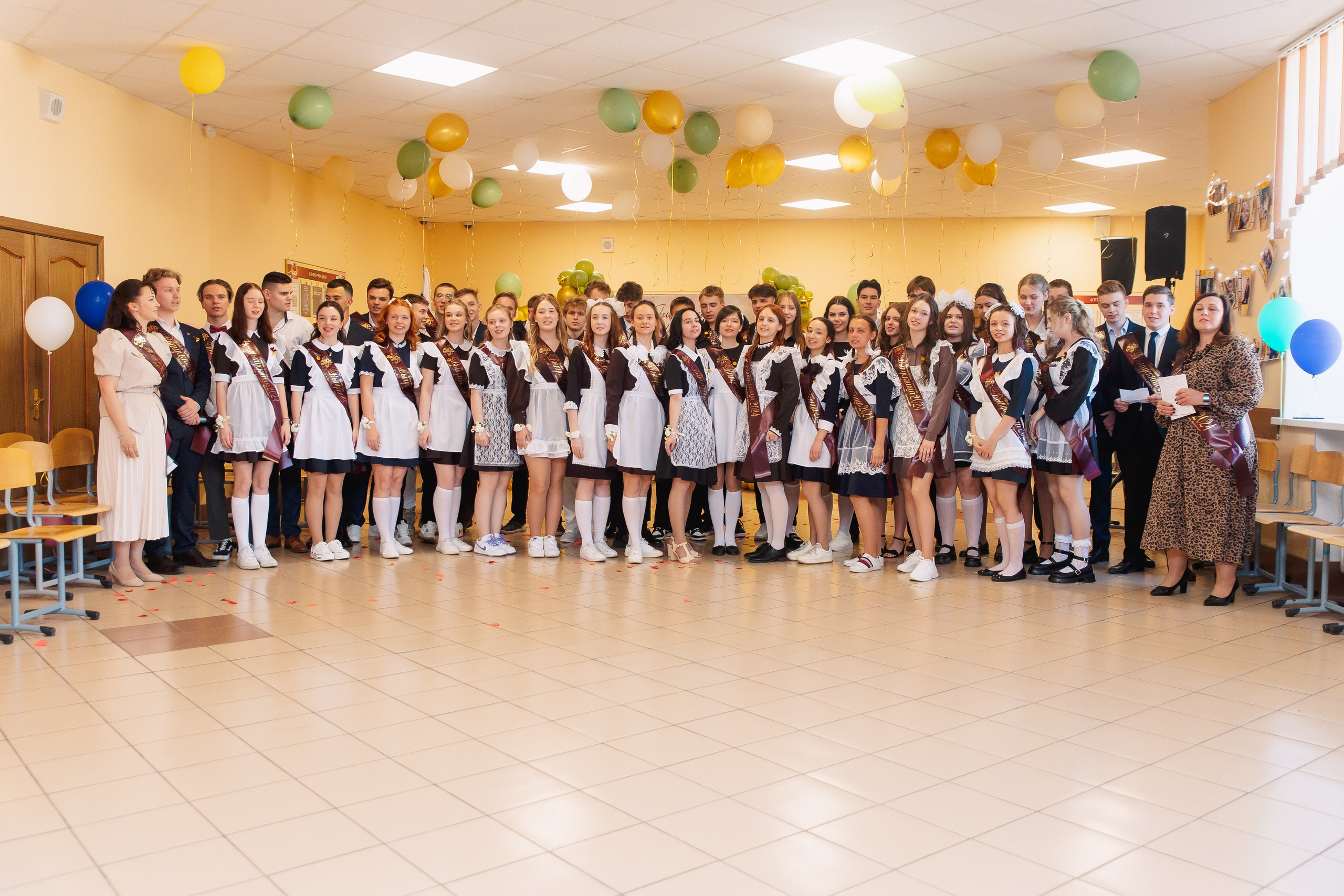 Последний звонок. Фотограф в Кронштадте и Санкт-Петербурге Анастасия Коваленко