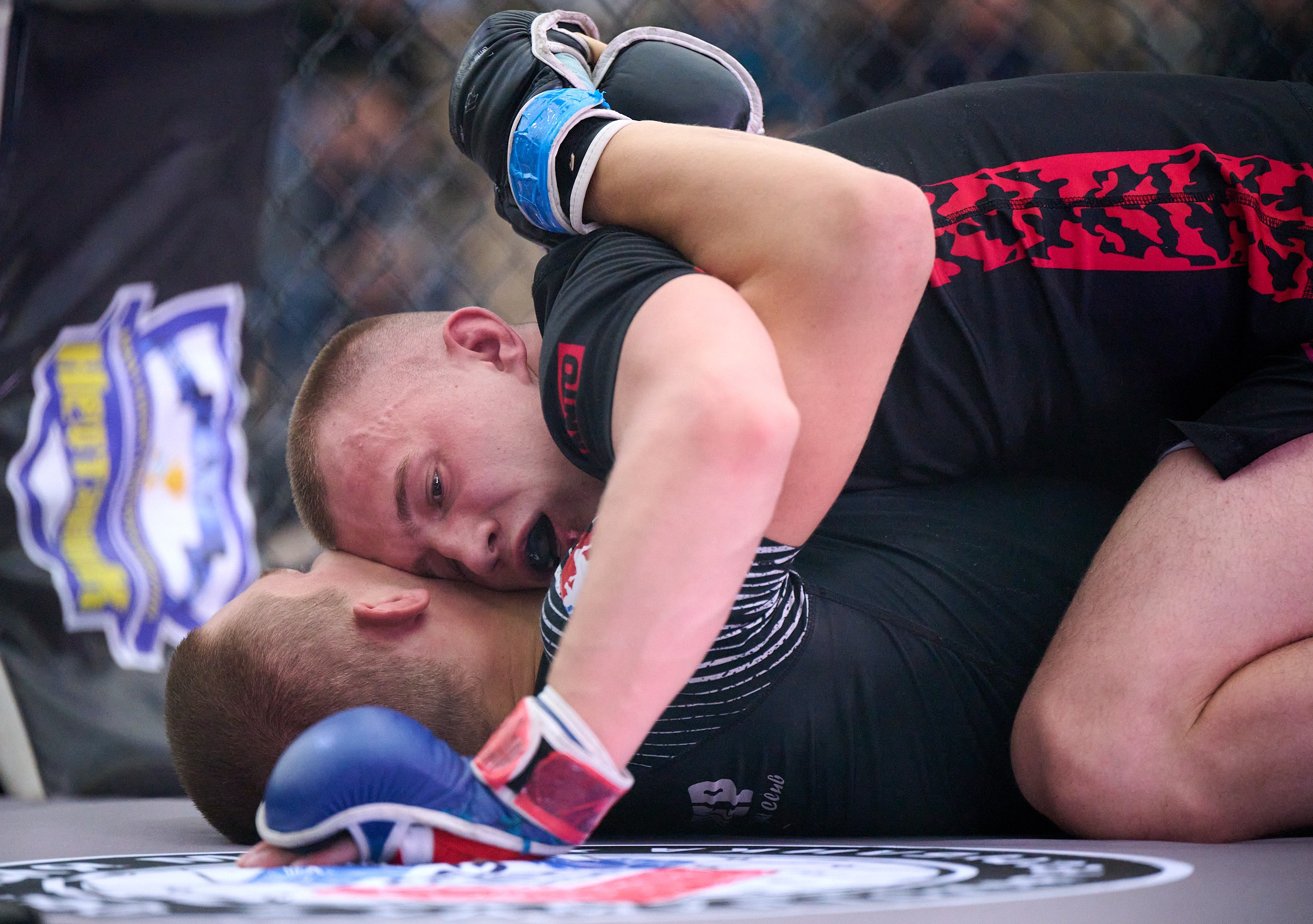 ММА. Битва на Иже-4. Спортивный репортажный фотограф в Ижевске Сергей Мерзляков