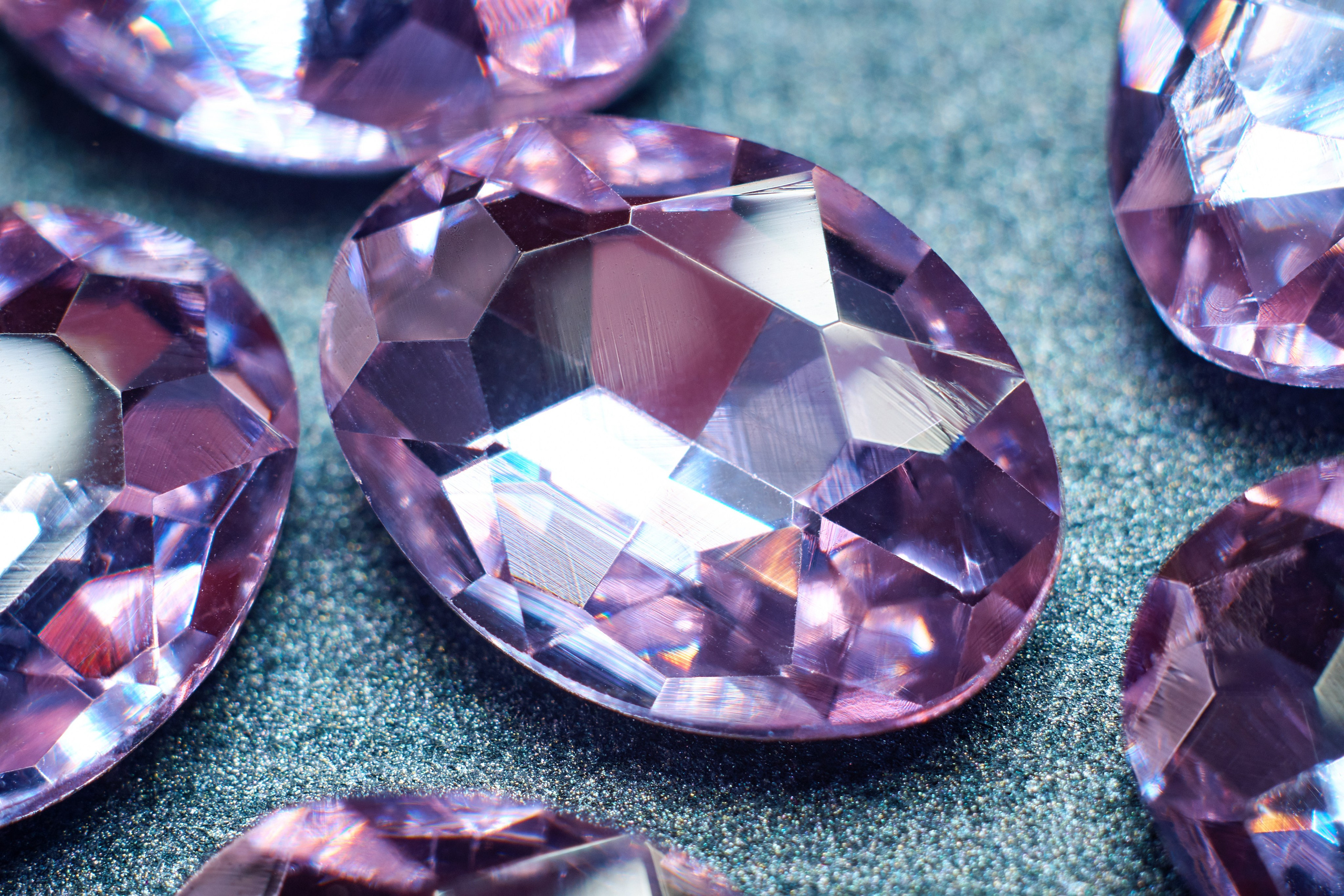 Съемка для оптового склада. Стразы, бусины. Фотограф Таганрог Анна Трайжон