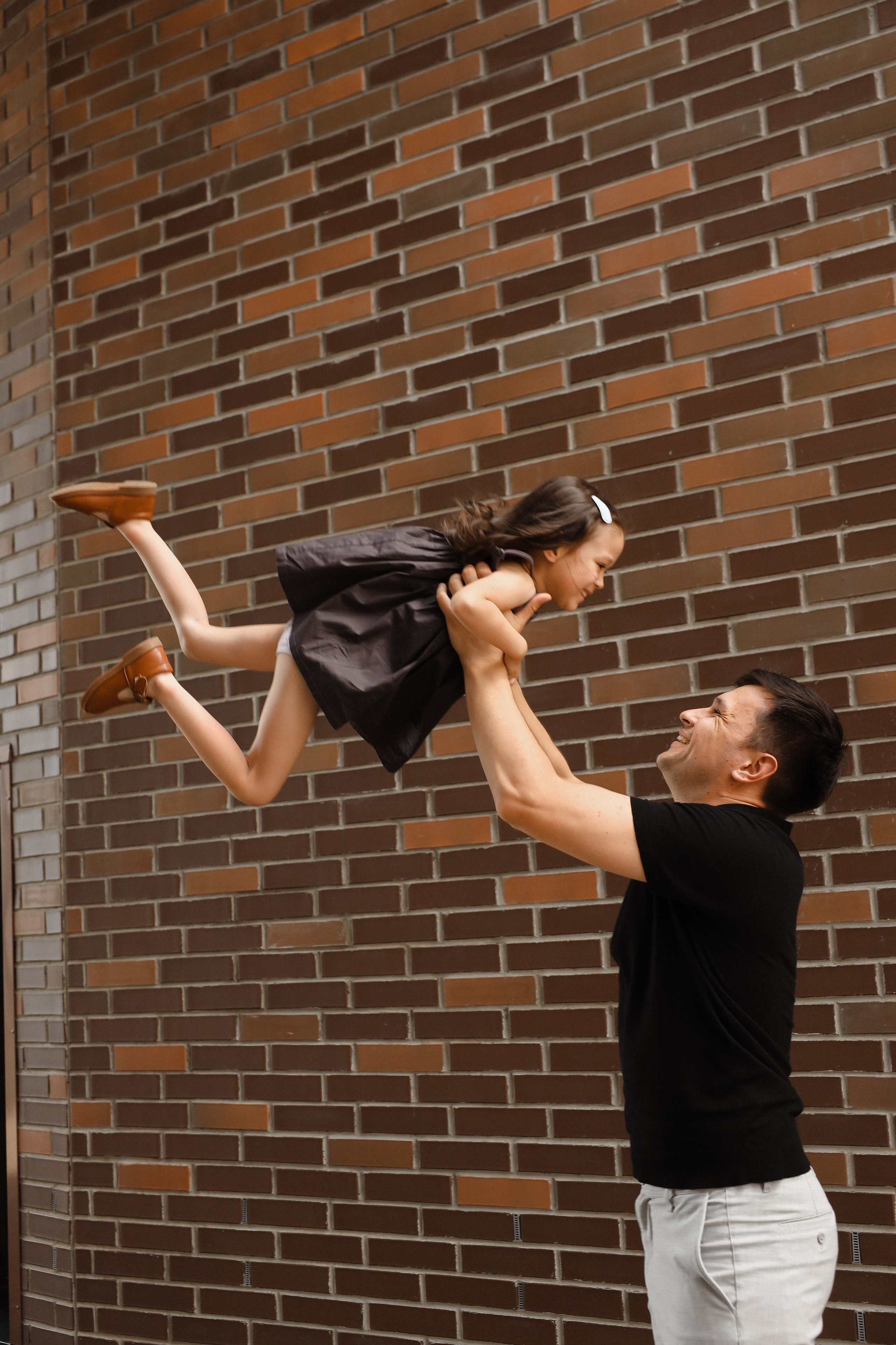 Family Street. Главная