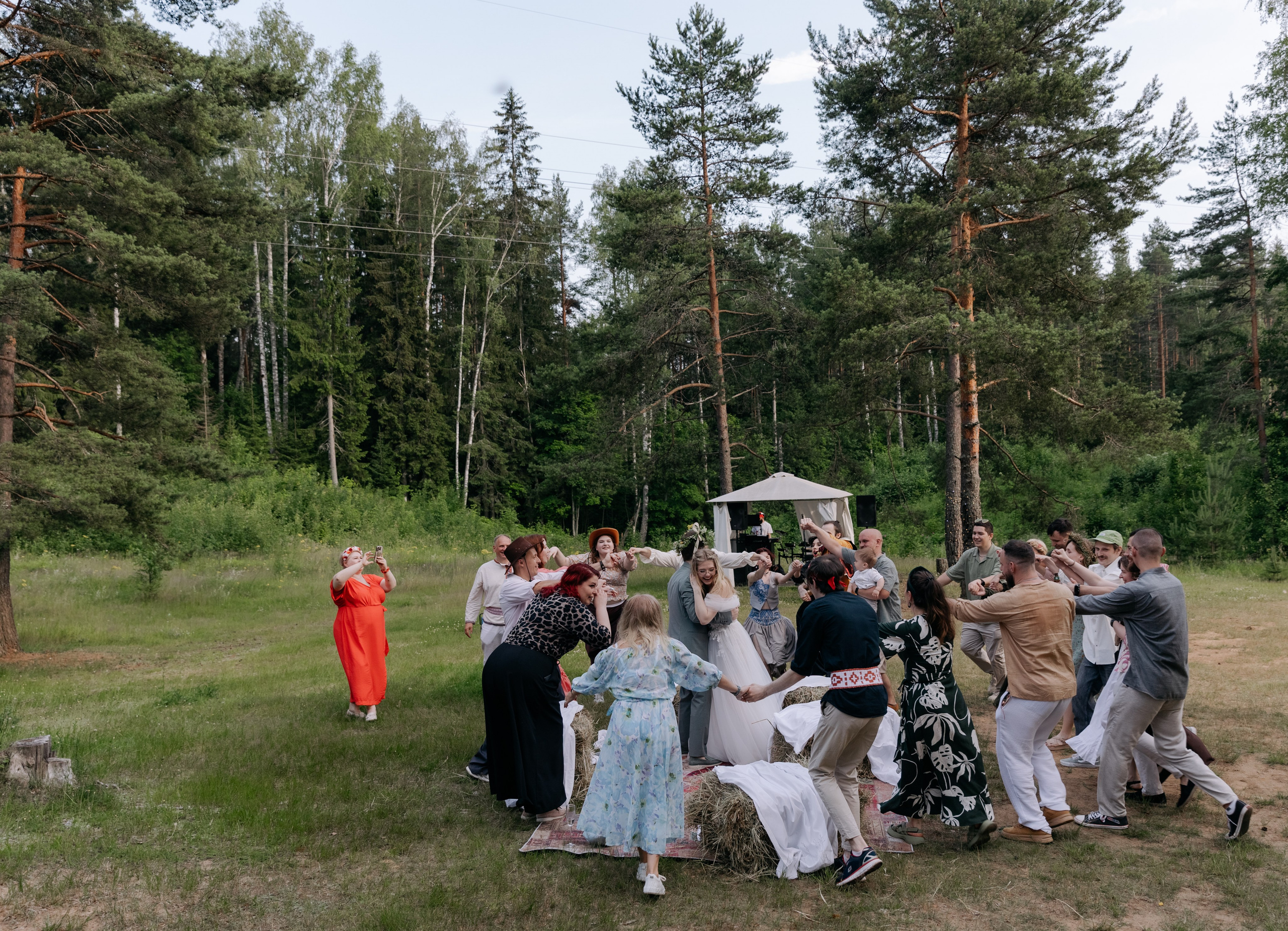 «Суженый, ряженый, приди ко мне наряженный». Свадебный и репортажный фотограф в Санкт-Петербурге
