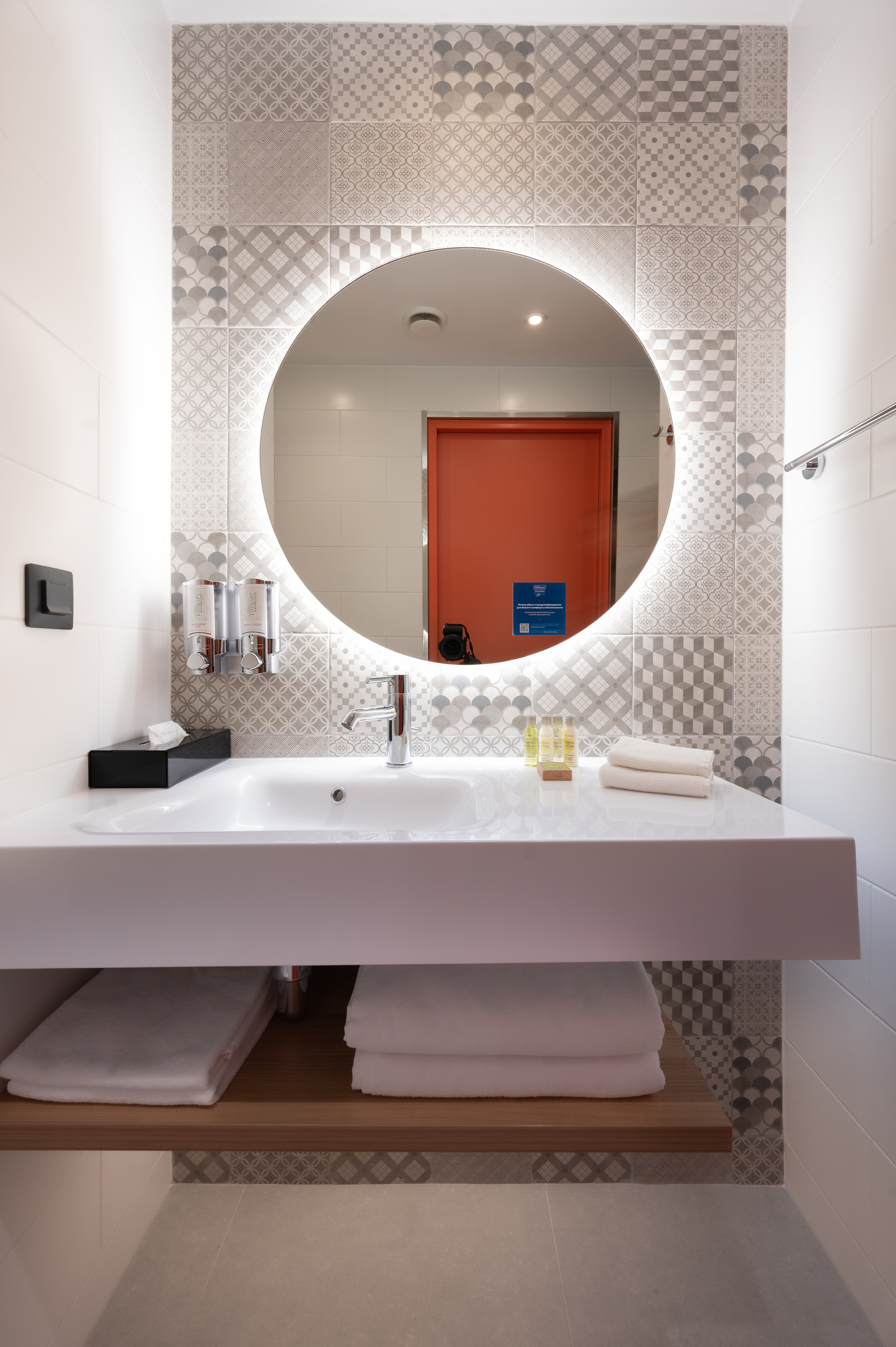 Hampton by Hilton. Anastasia Raduga Fashion and portret photograph, worldwide