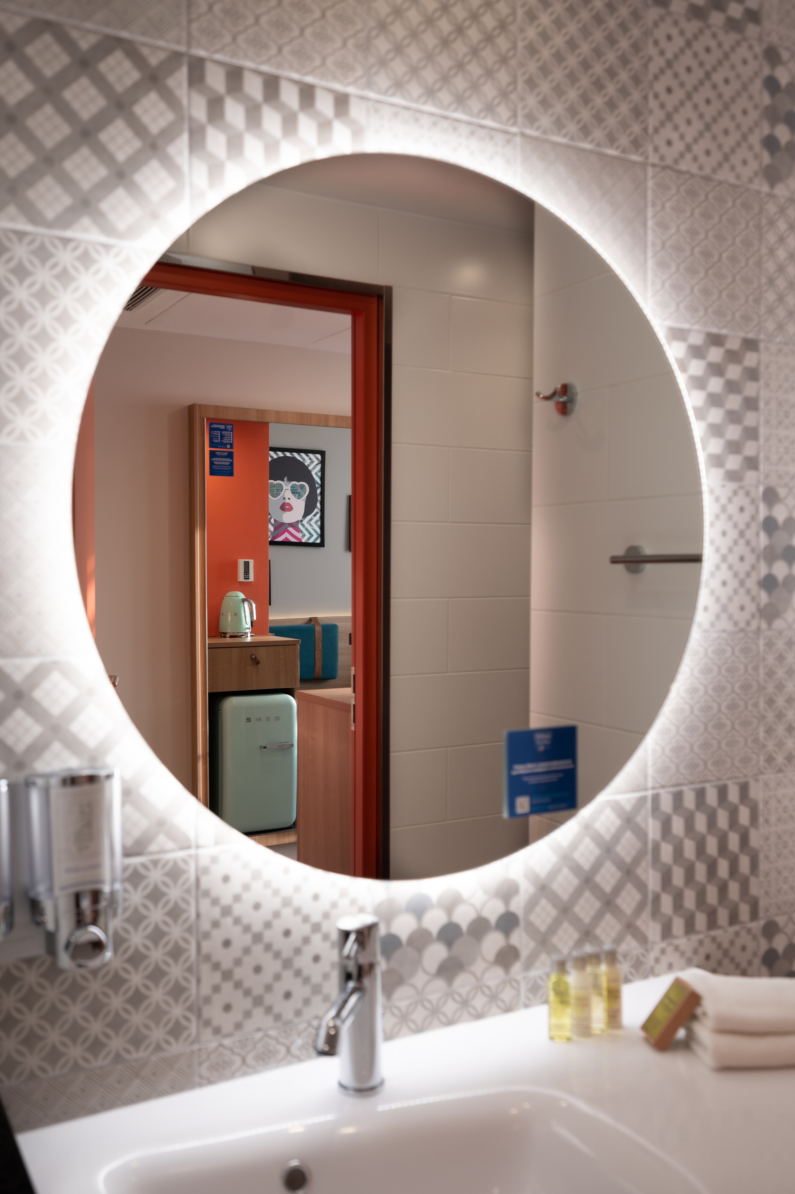 Hampton by Hilton. Anastasia Raduga Fashion and portret photograph, worldwide