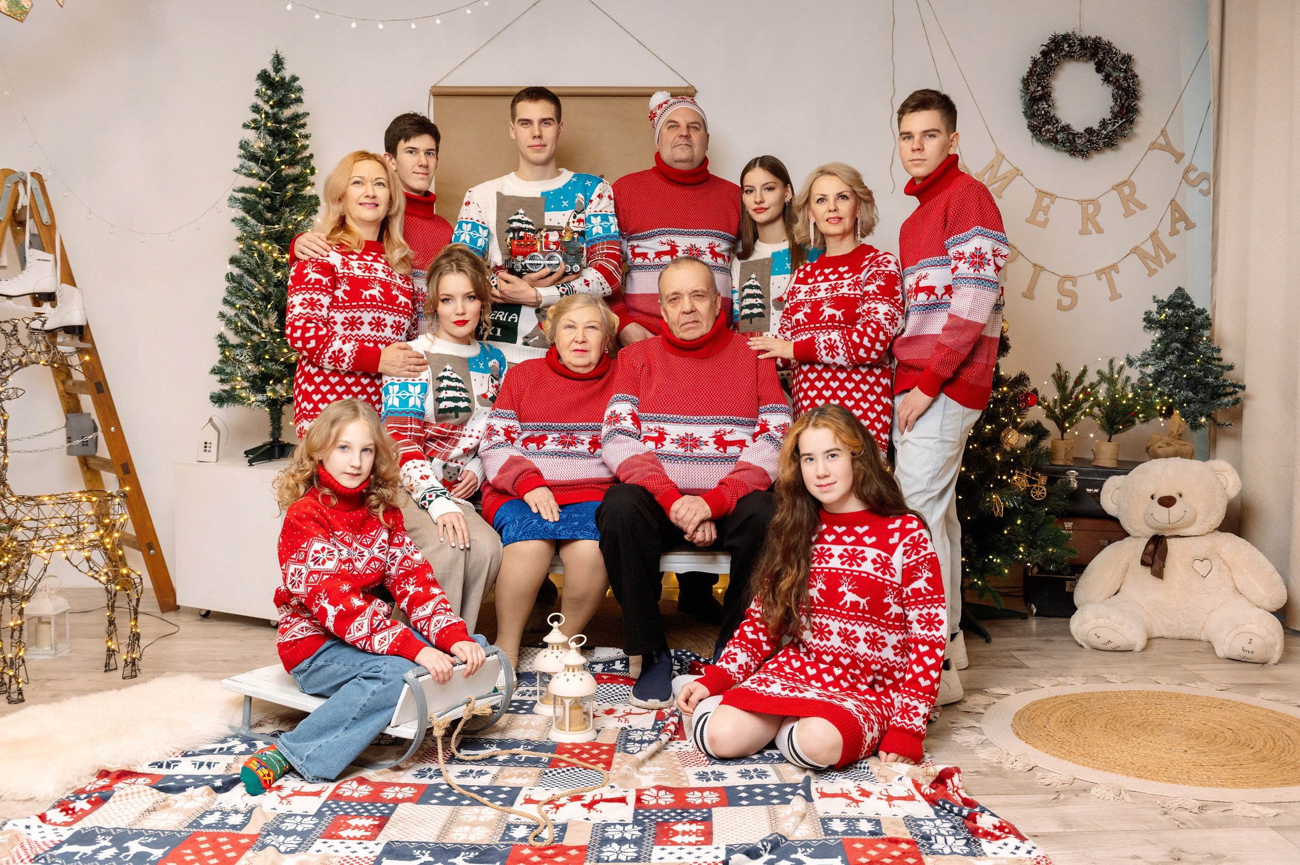 Семья Александриных и Аржанниковых 2025. Семейный, свадебный, школьный фотограф в Железногорске Целуев Андрей