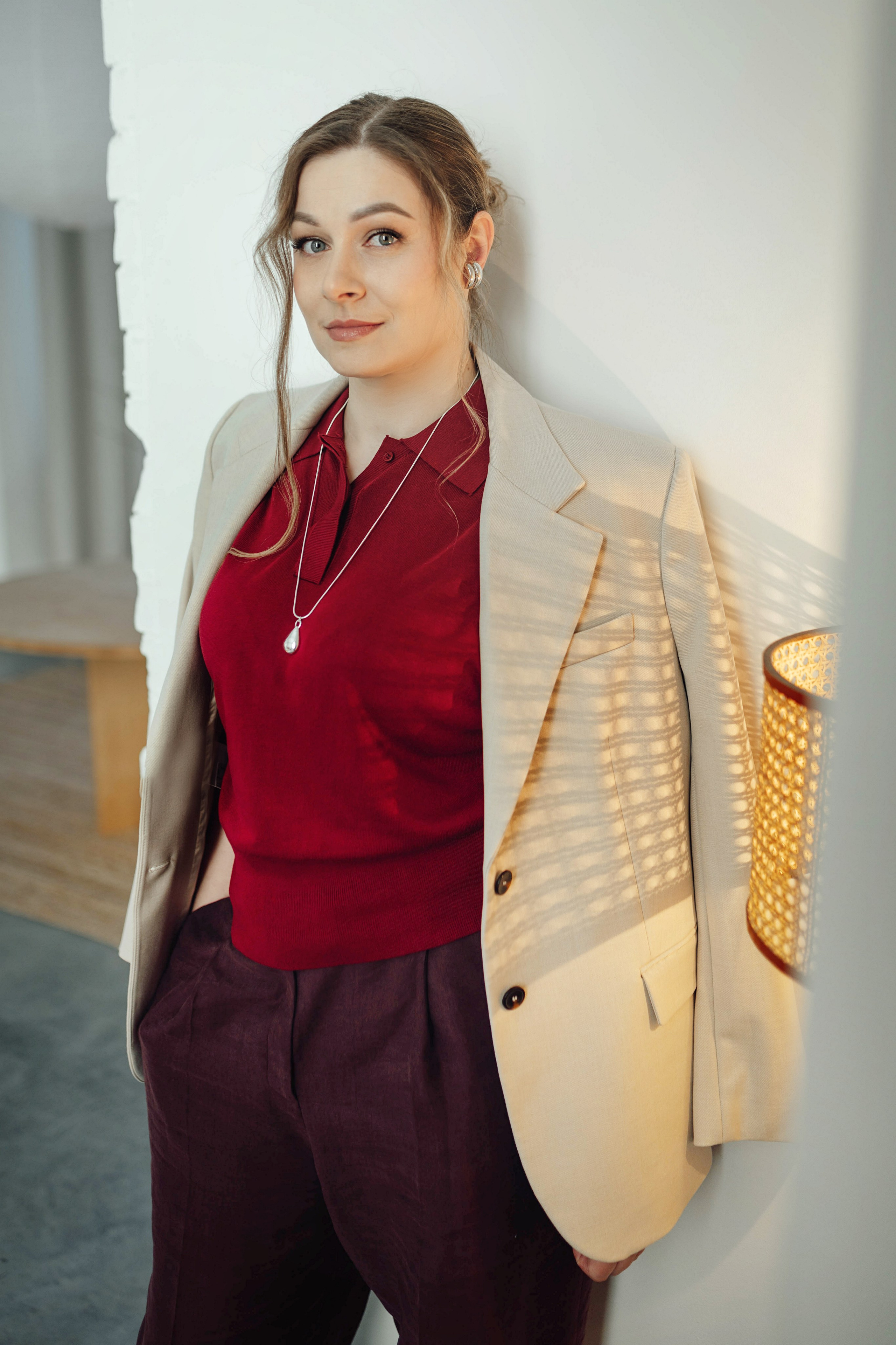 Леся, Lighstudio