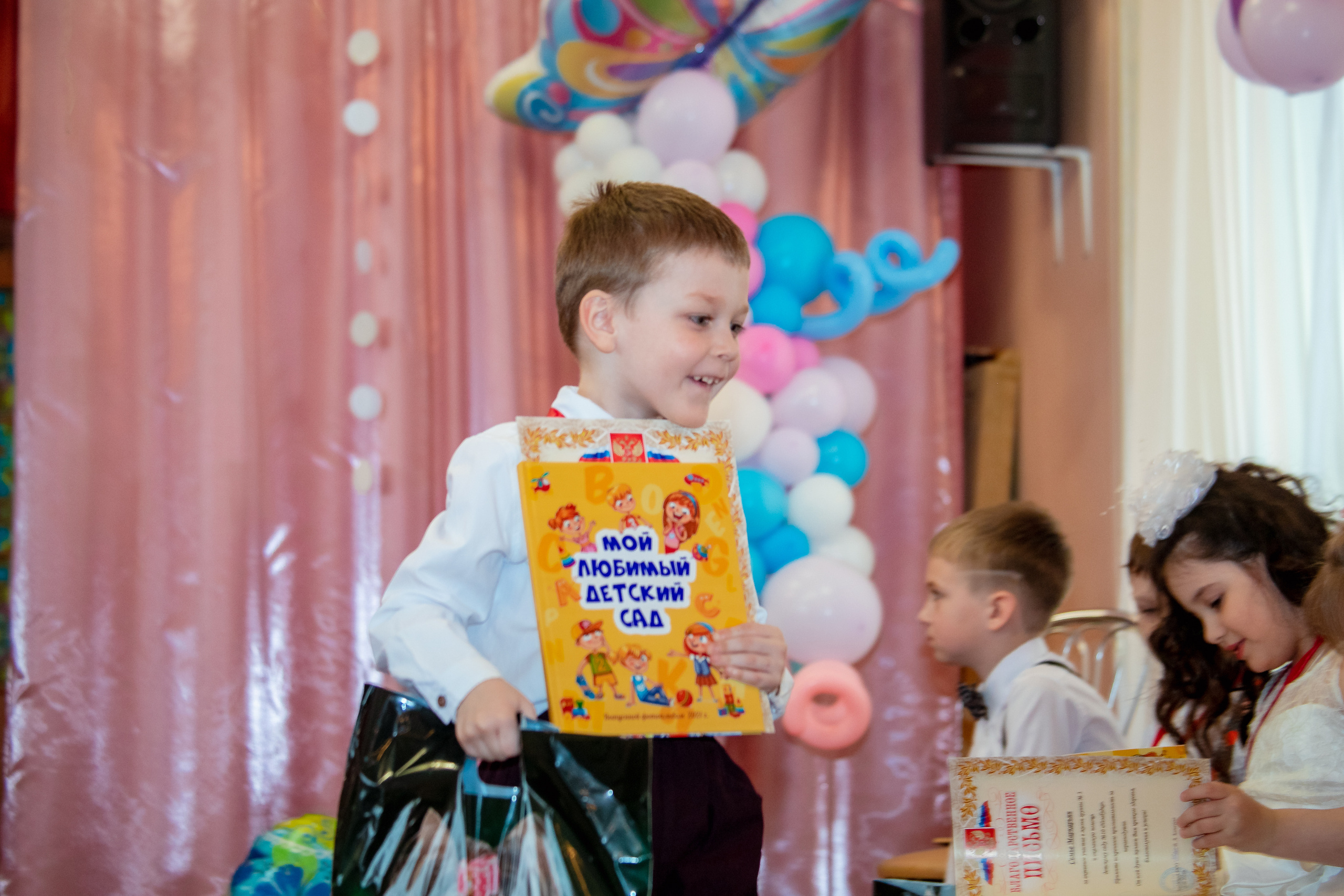 Детский сад. Дарья Бухреева — фотограф, видеограф и фототерапевт. Москва и мир